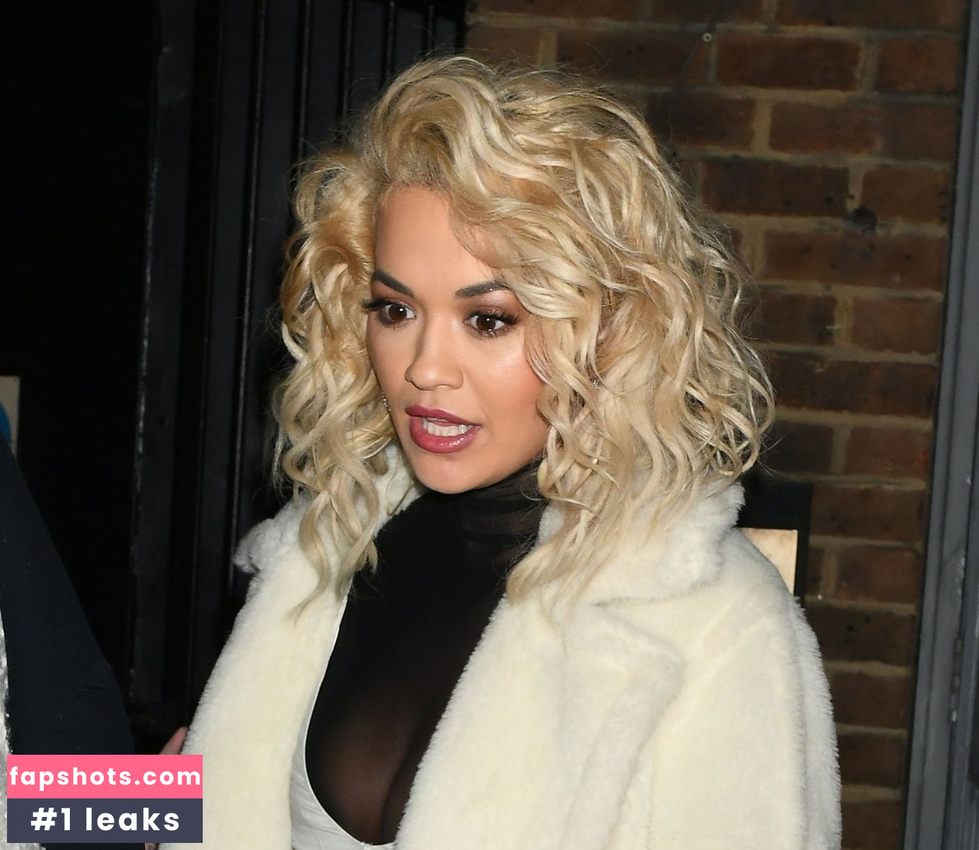 Rita Ora gallery photo #3875