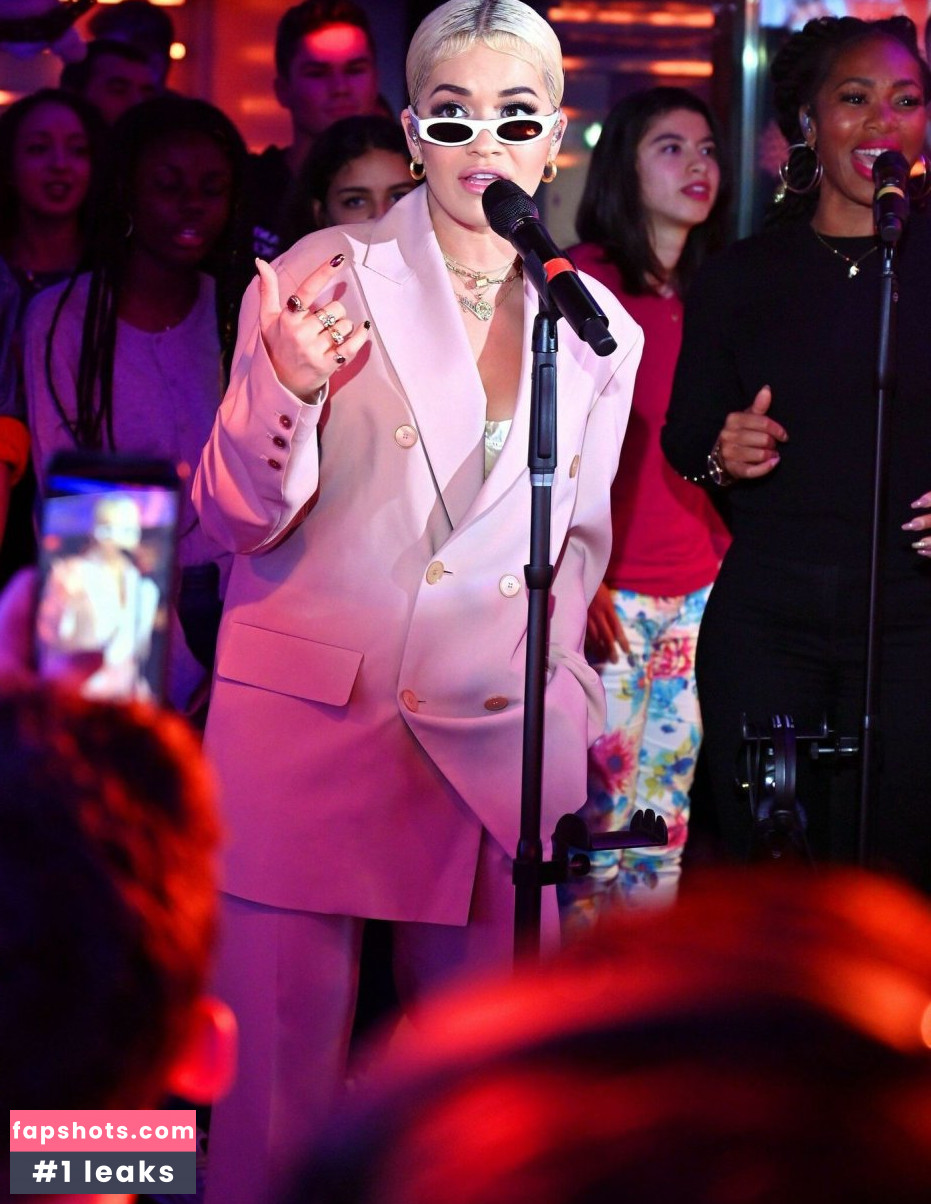 Rita Ora gallery photo #3944