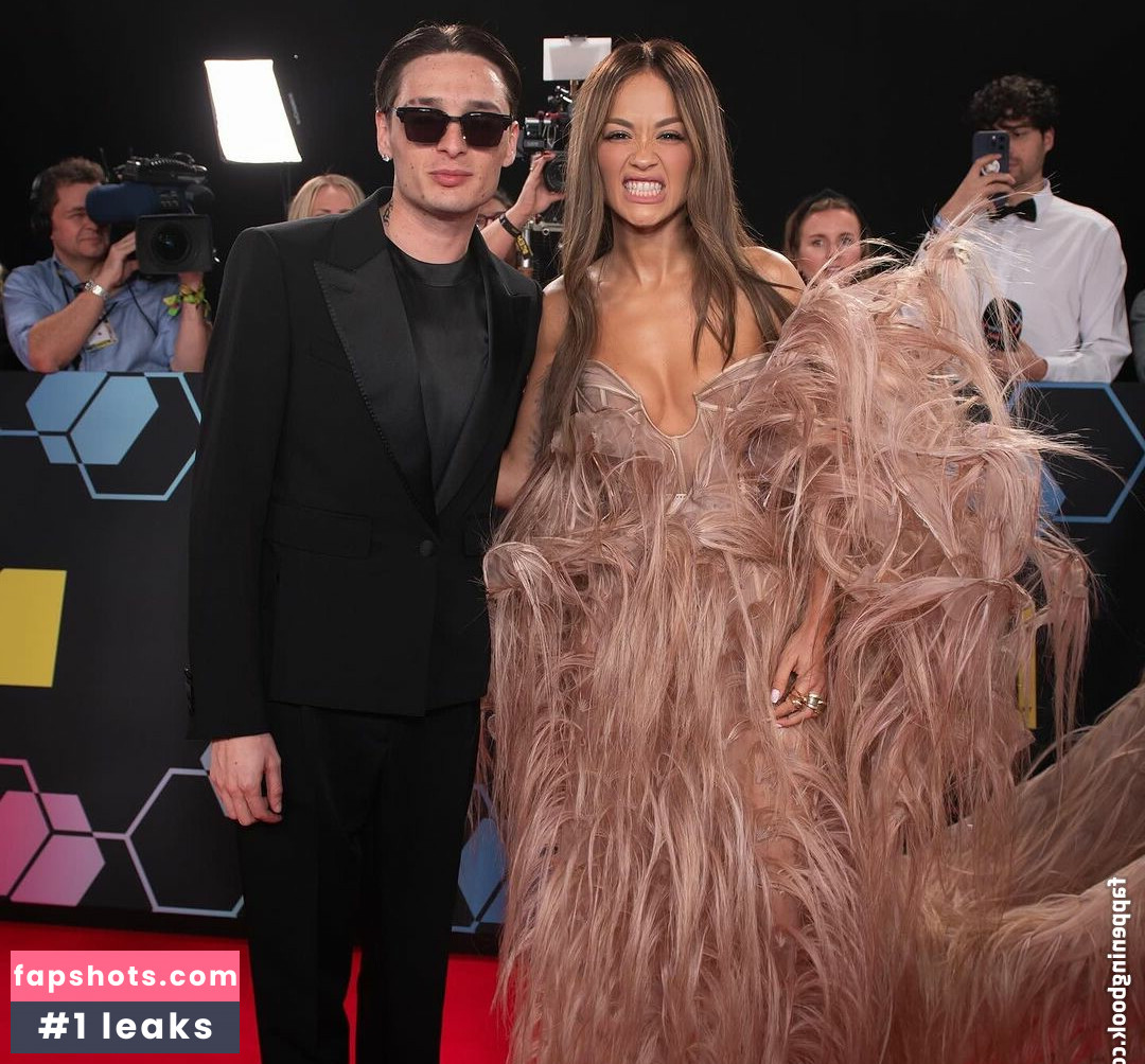 Rita Ora gallery photo #452