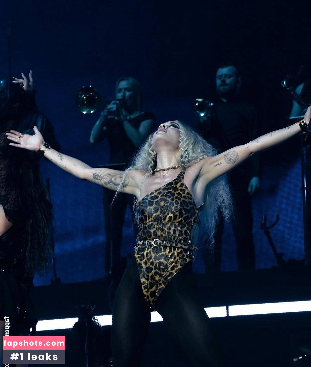 Rita Ora gallery photo #516