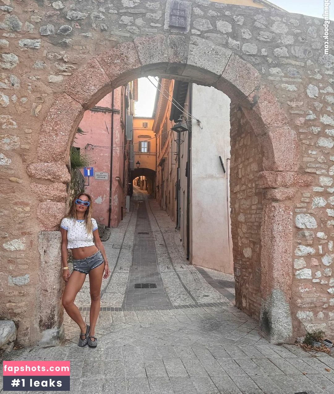 Rita Ora gallery photo #692