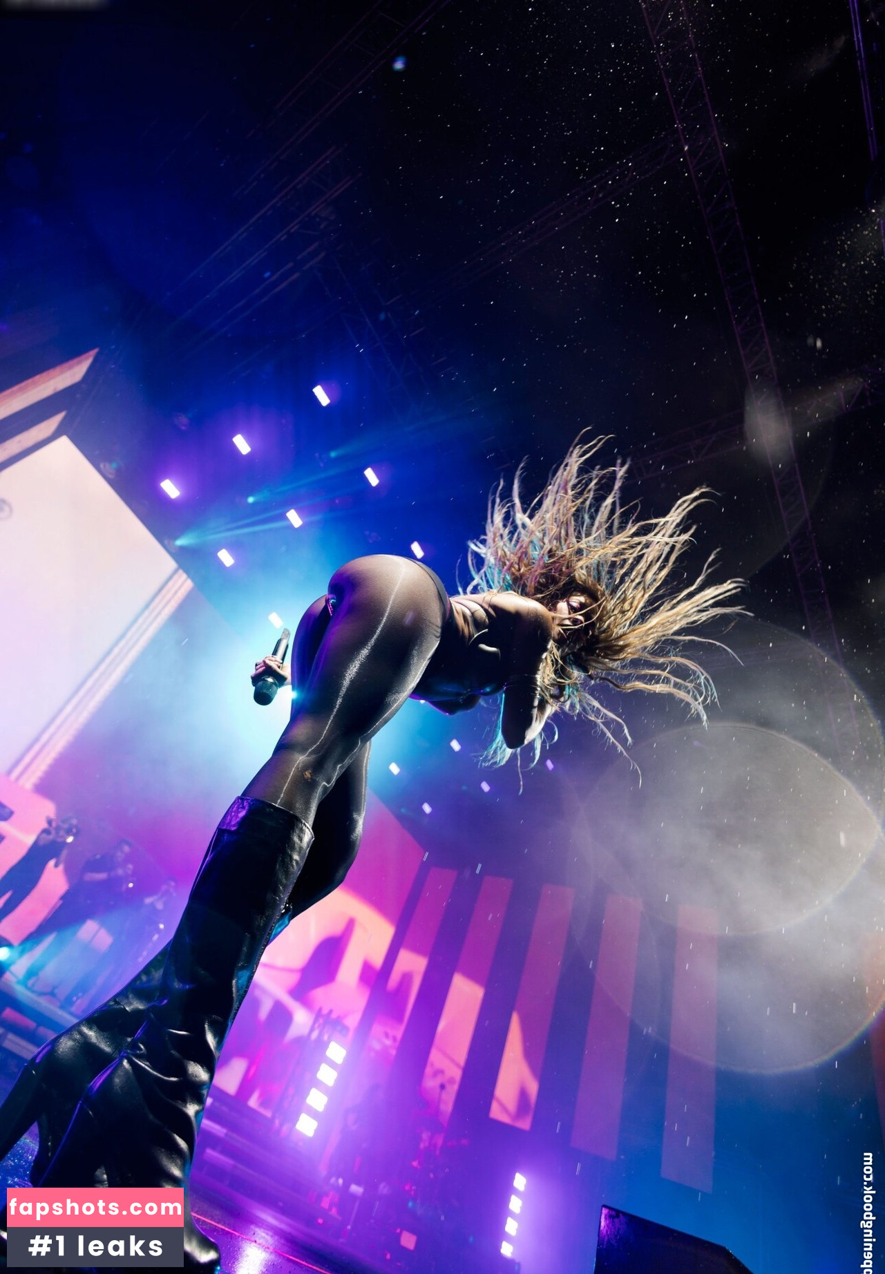 Rita Ora gallery photo #717