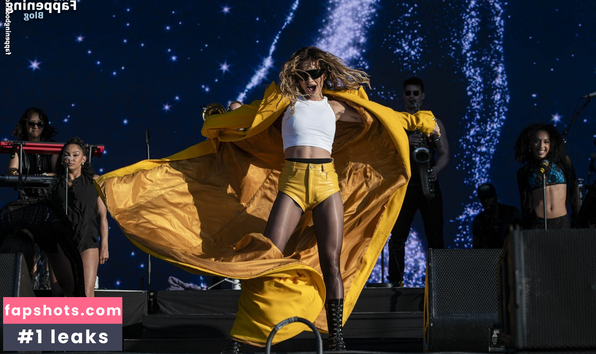 Rita Ora gallery photo #790