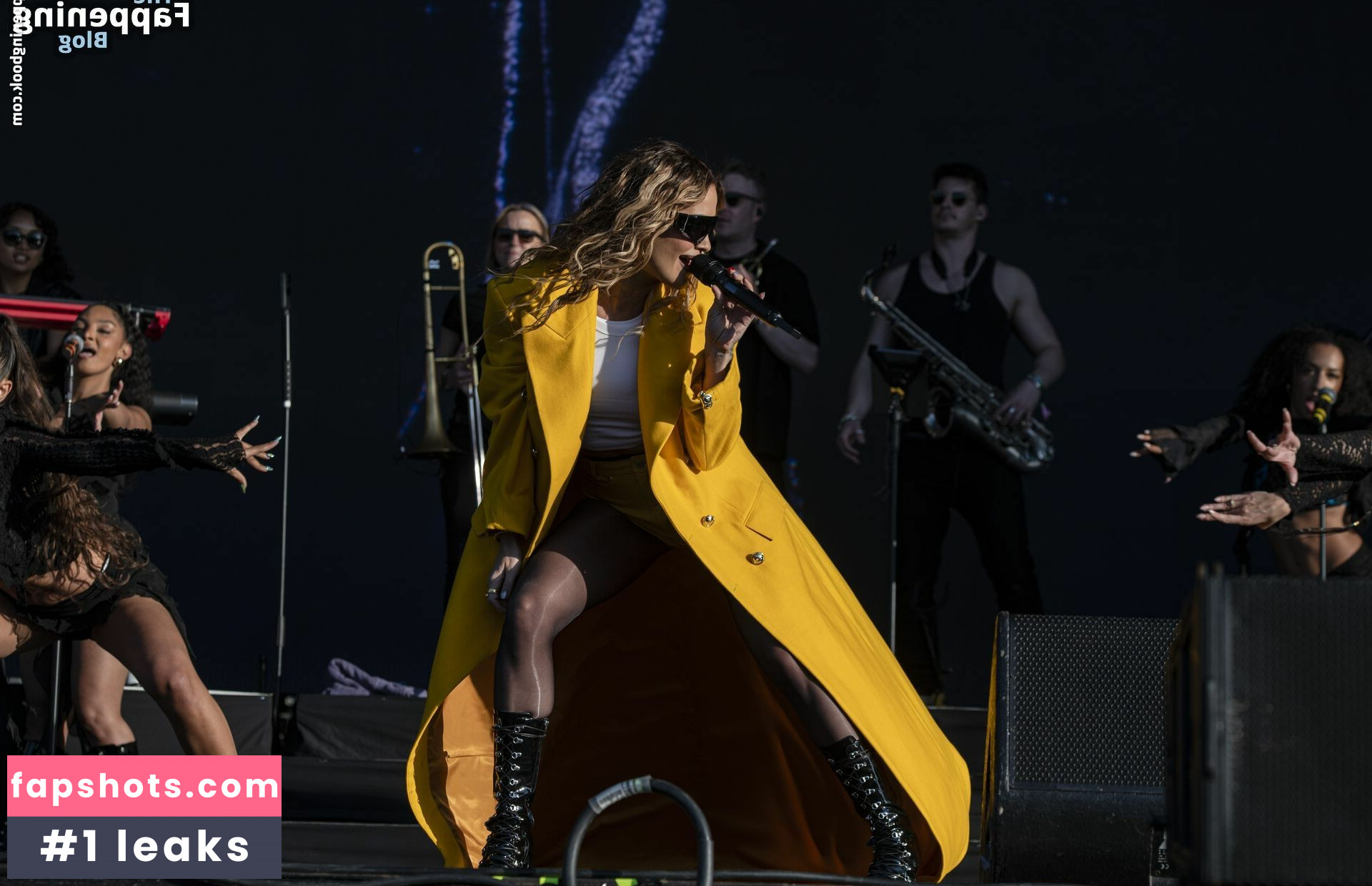 Rita Ora gallery photo #791