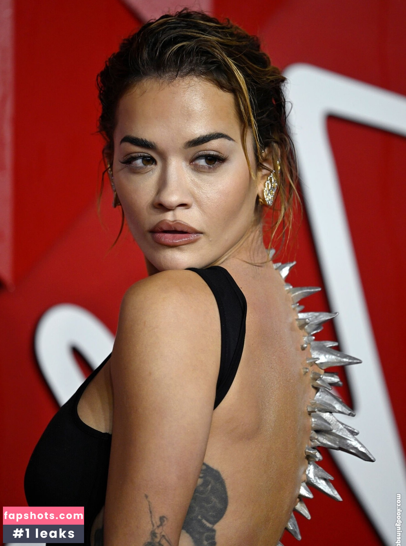 Rita Ora gallery photo #903
