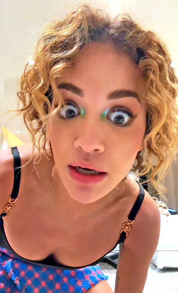 rita-ora gallery photo #2079