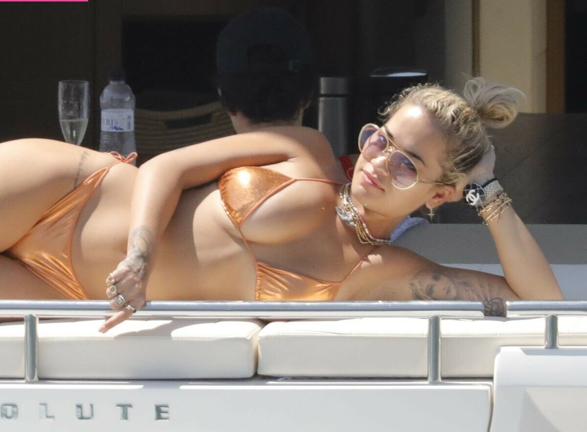 rita-ora gallery photo #2201