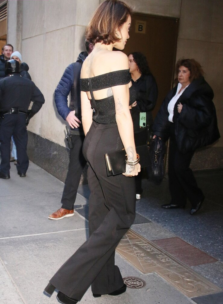 rita-ora gallery photo #3043