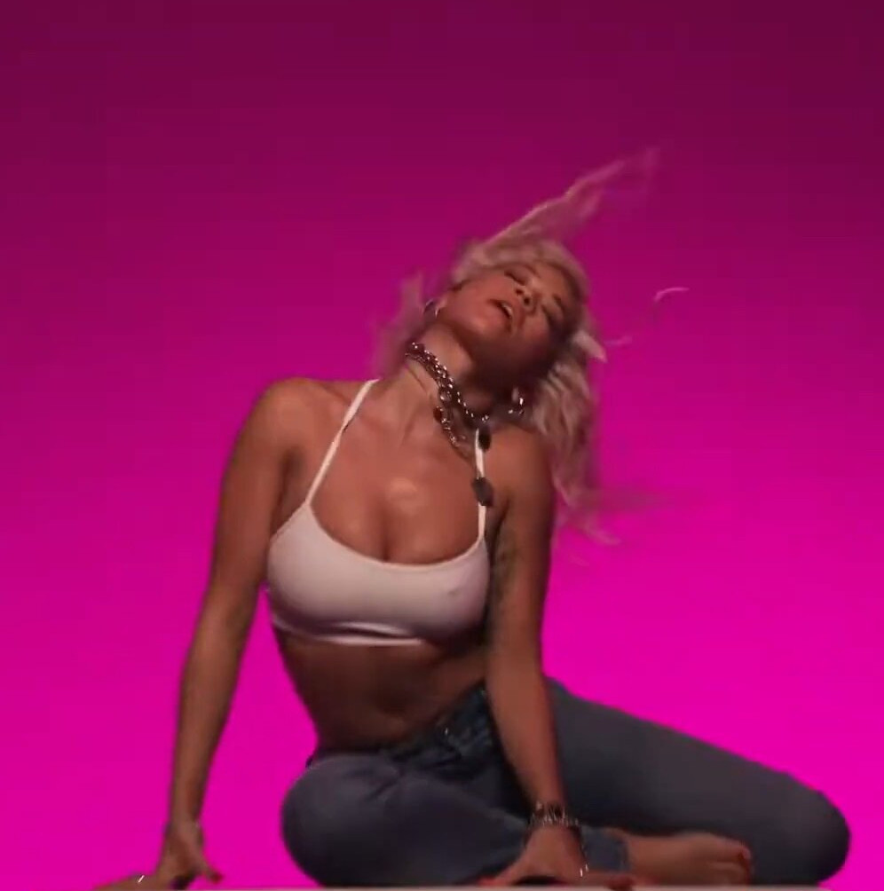 rita-ora gallery photo #3508