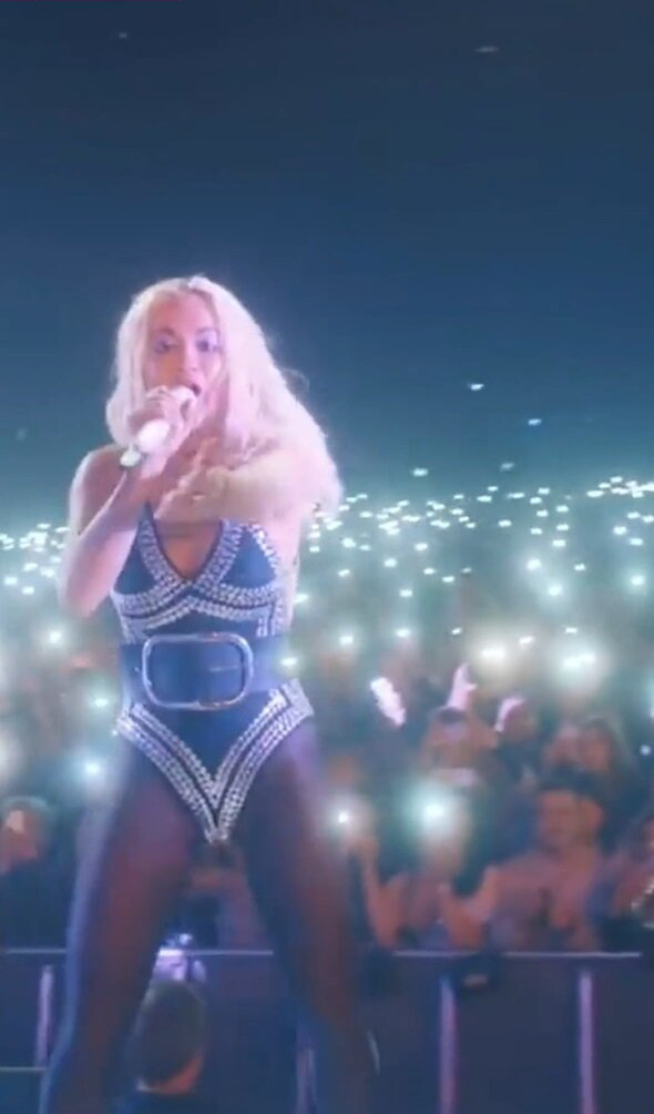 rita-ora gallery photo #3563