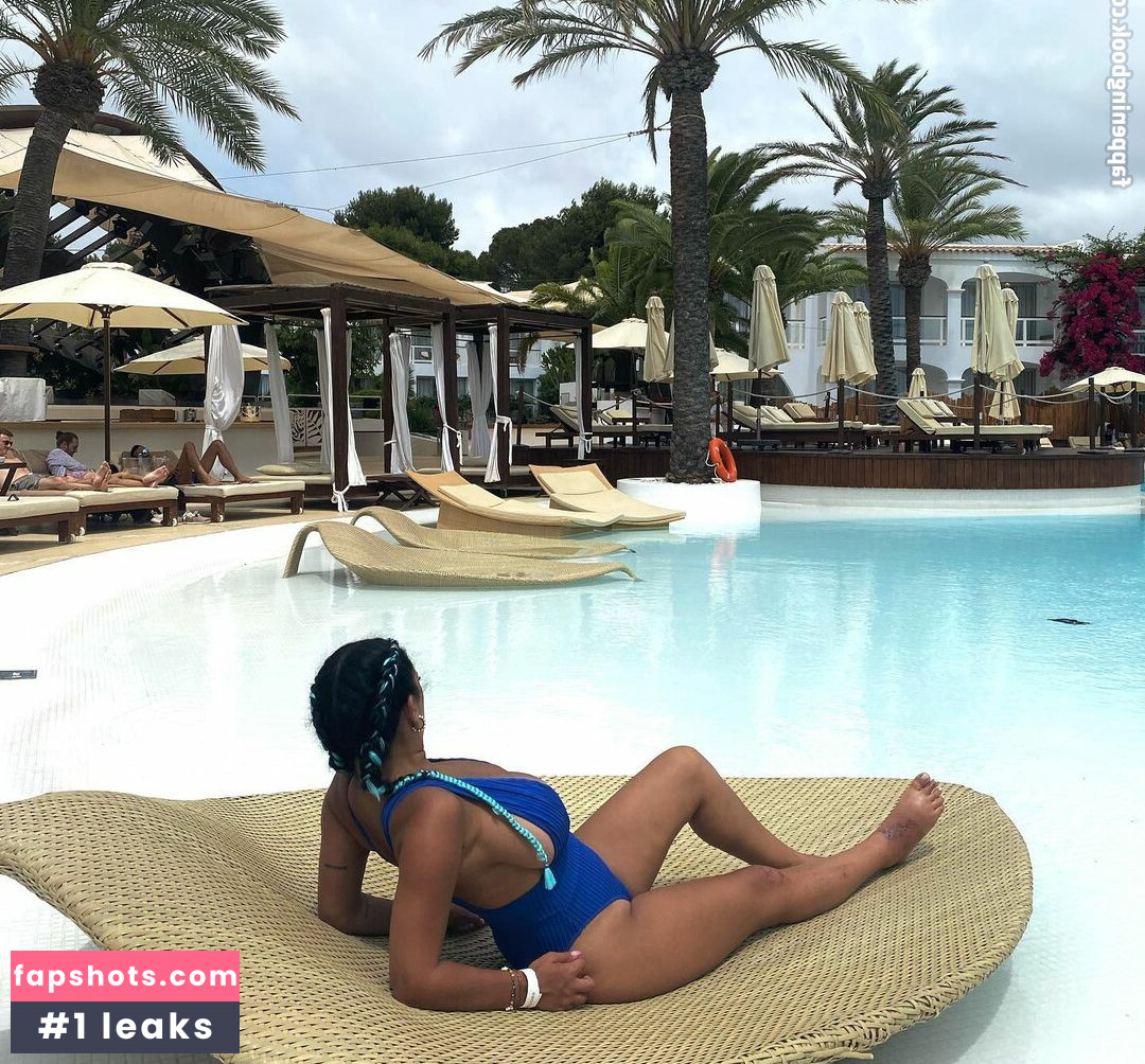 Rita Senatore gallery photo #14