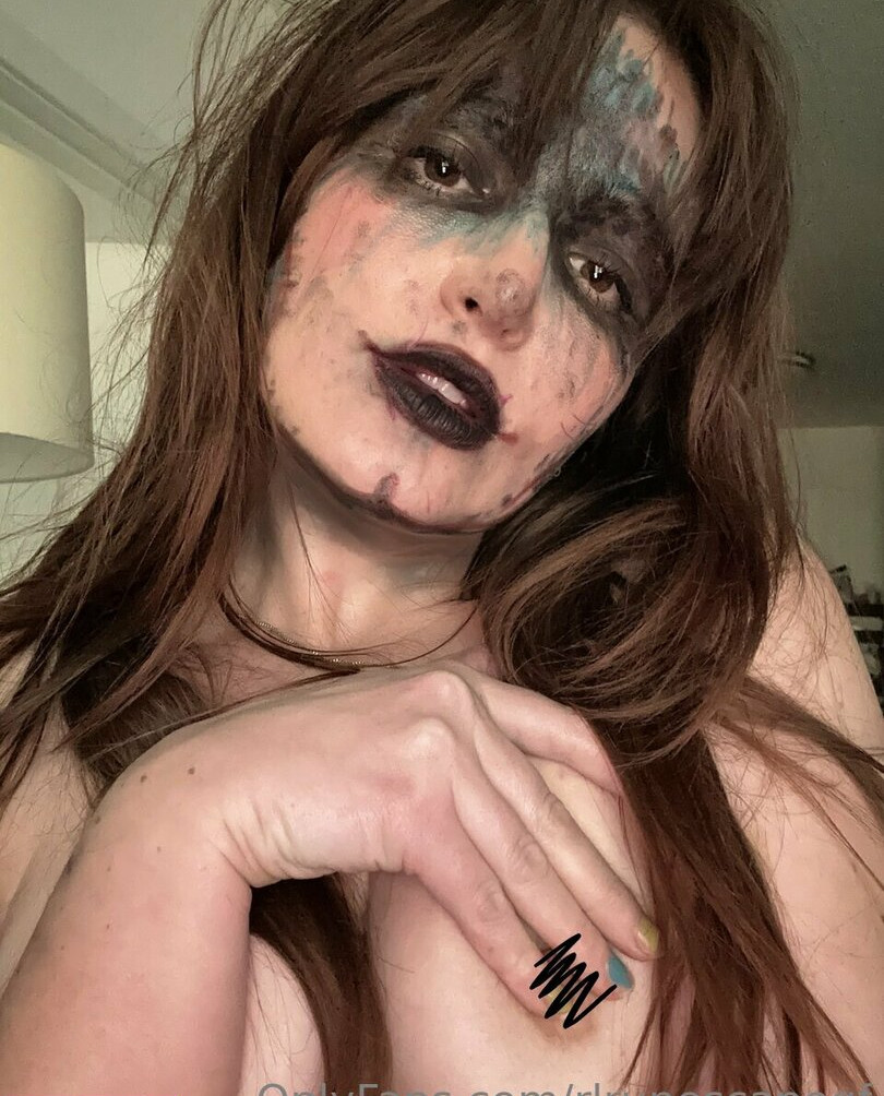 rlrunescapegf-5 Nude Leaks OnlyFans Photos #660 - LeakJerk