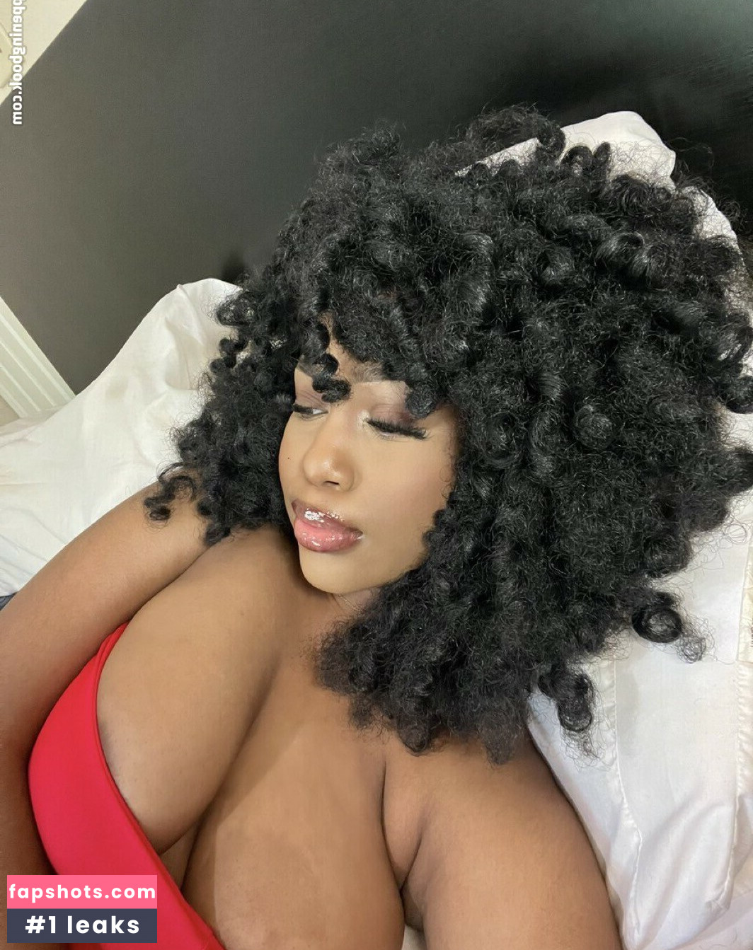 Rmvnda Nude Leaks OnlyFans Photos #4 - LeakJerk