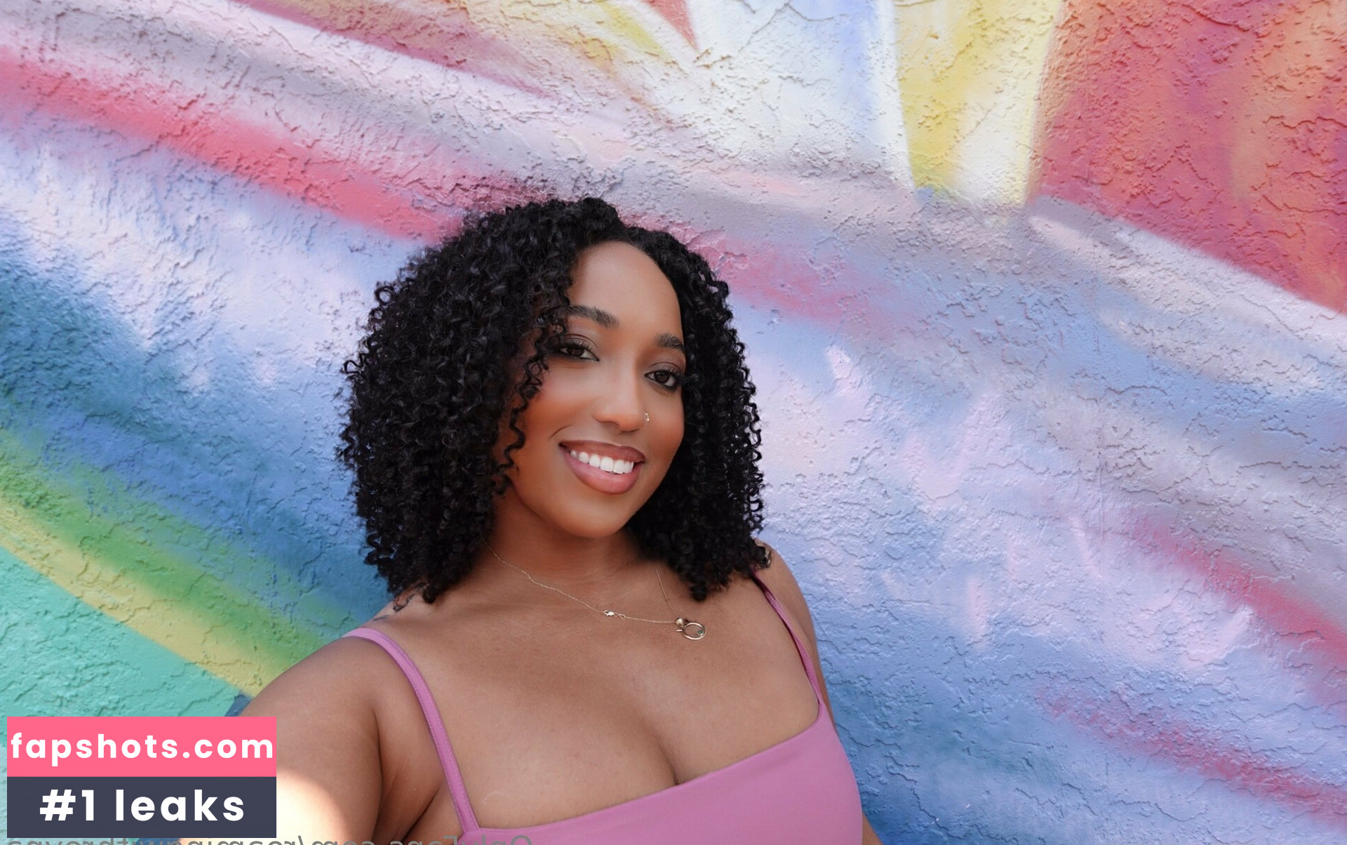 roamingwithreyna nude babe gallery