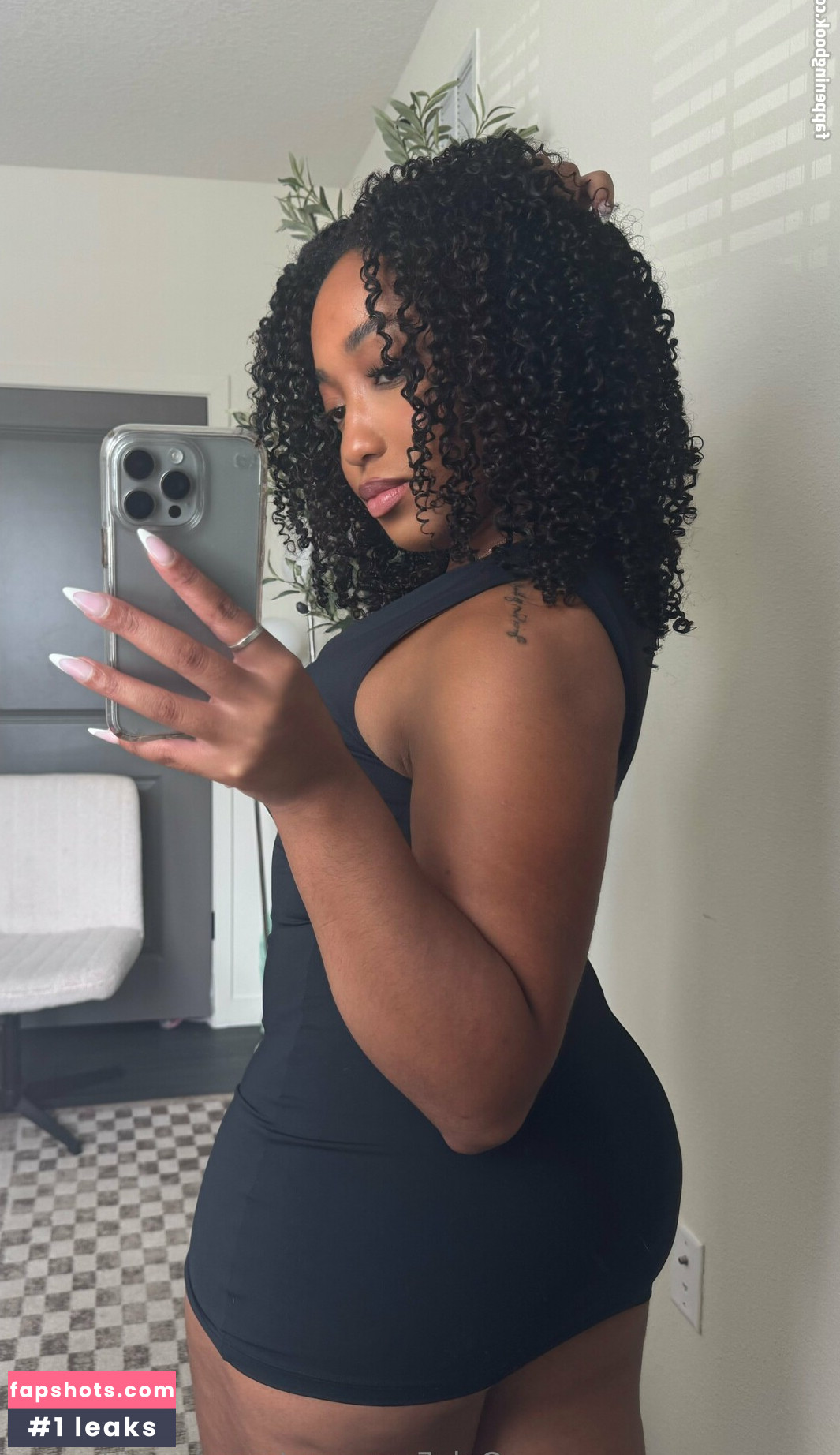 roamingwithreyna gallery photo #17