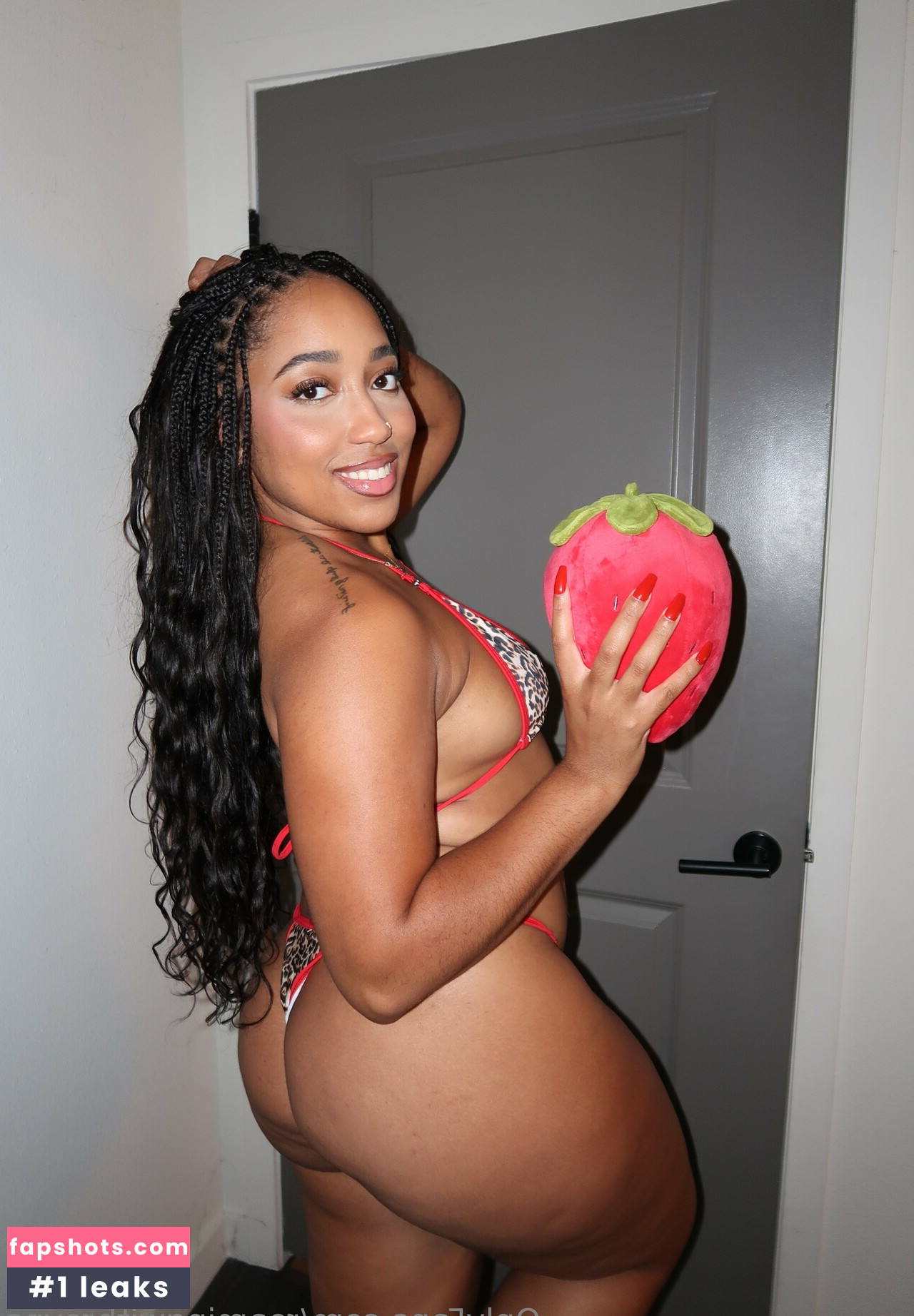 roamingwithreyna gallery photo #22