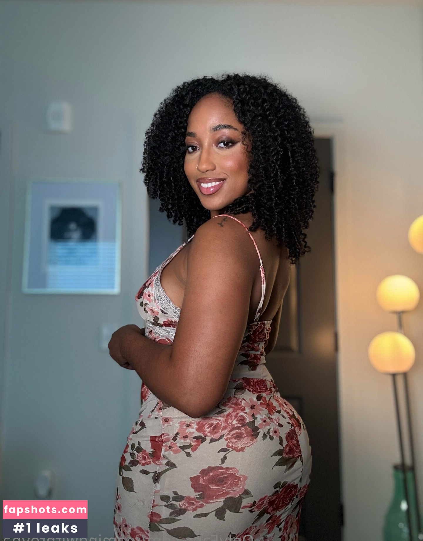 roamingwithreyna gallery photo #4