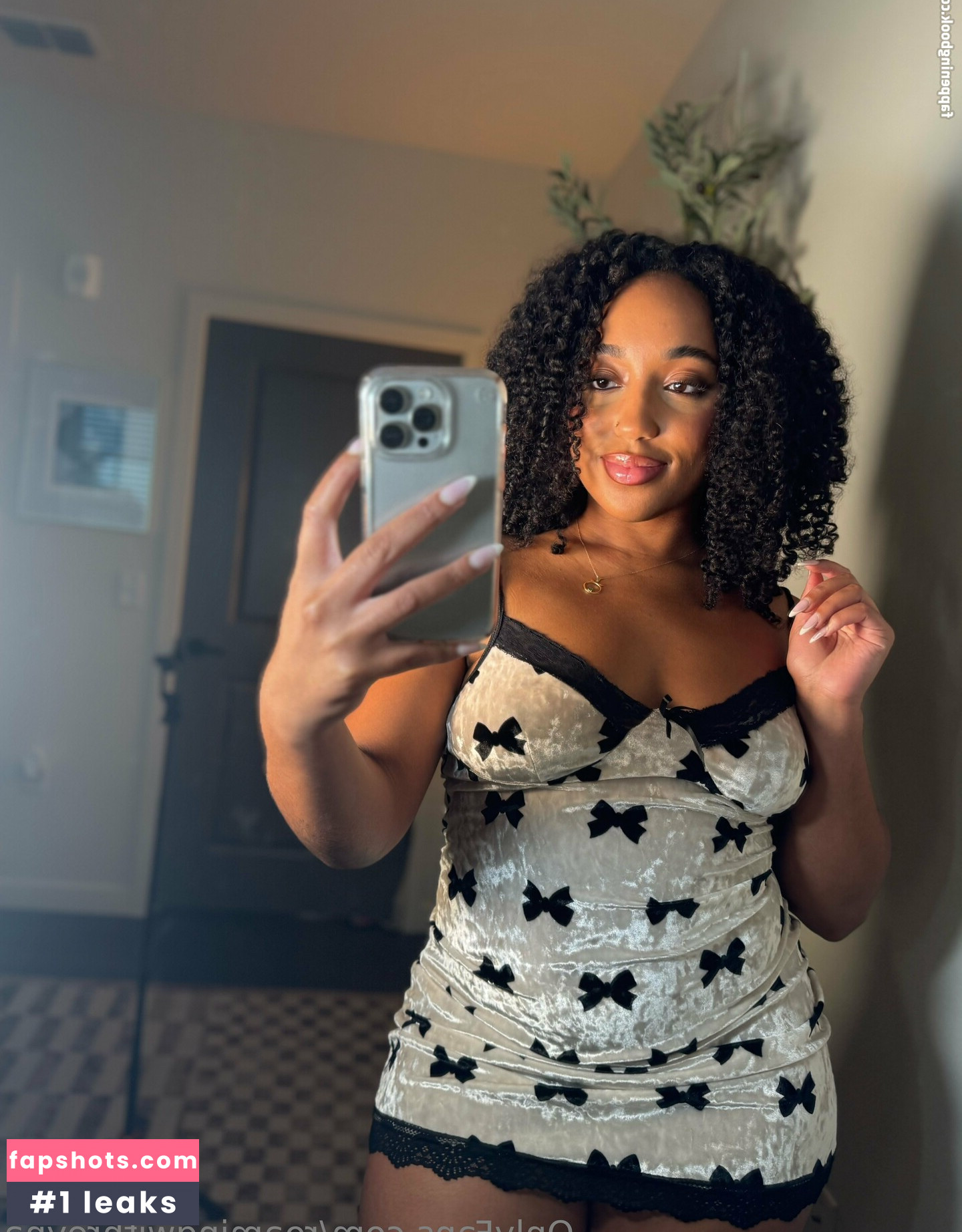 roamingwithreyna gallery photo #8