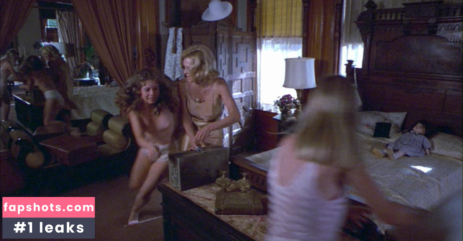 Robbie Lee Nude Leaks OnlyFans Photos #8 - LeakJerk