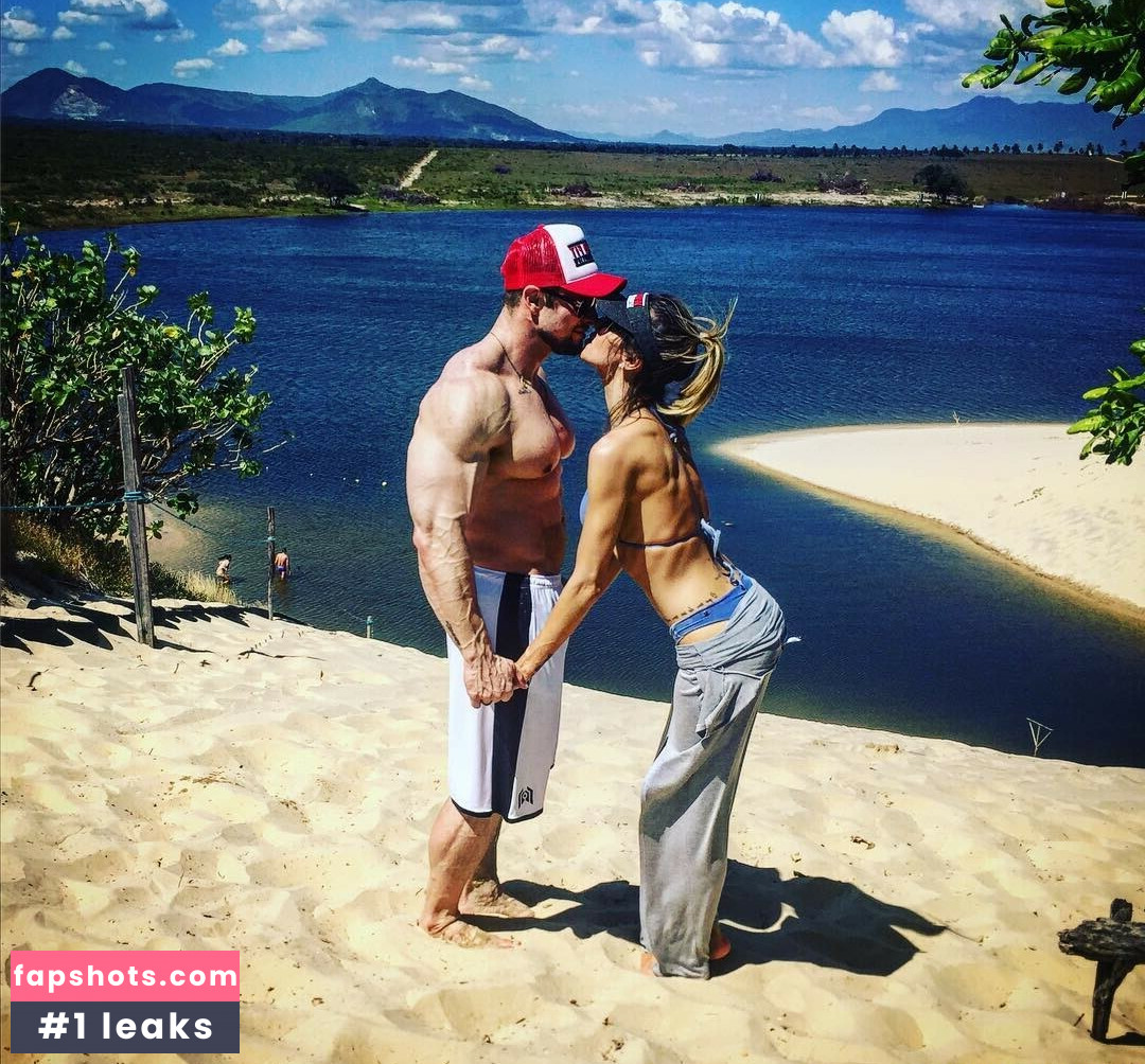 Roberta Carbonari Muzy gallery photo #11