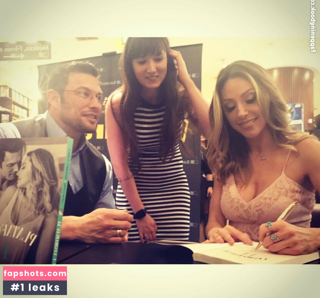 Roberta Carbonari Muzy gallery photo #36