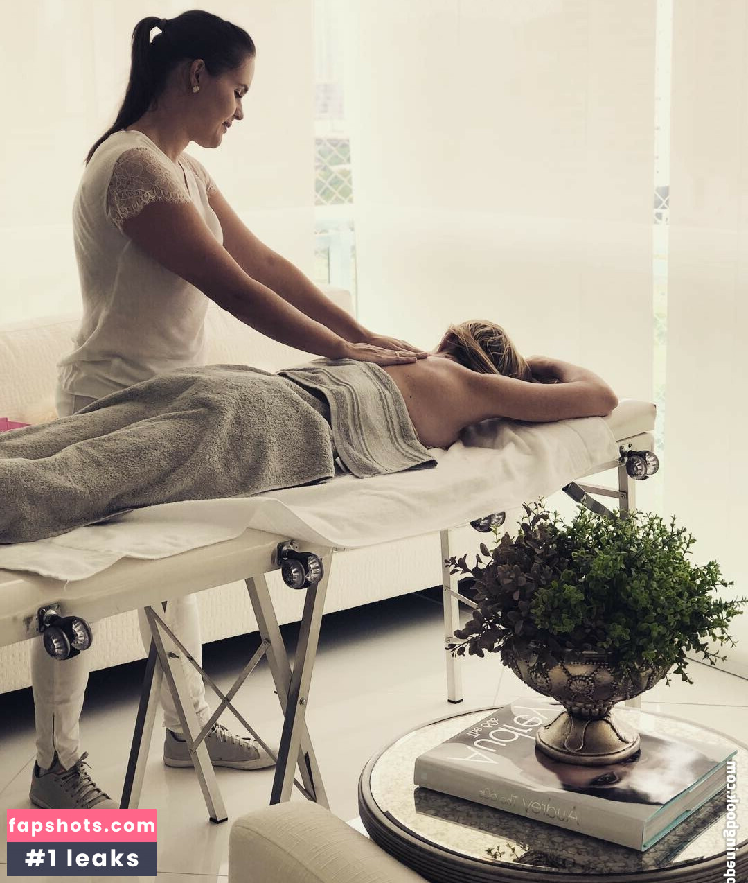 Roberta Carbonari Muzy gallery photo #42