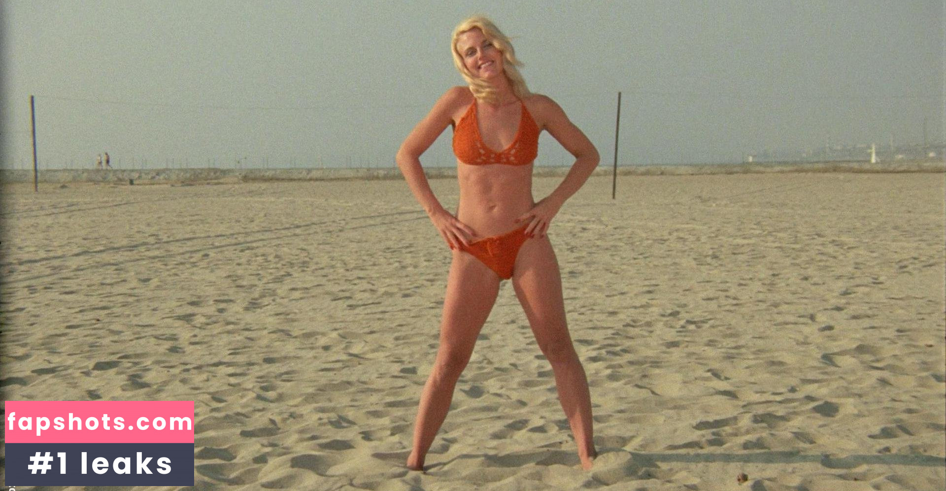 Roberta Collins gallery photo #11