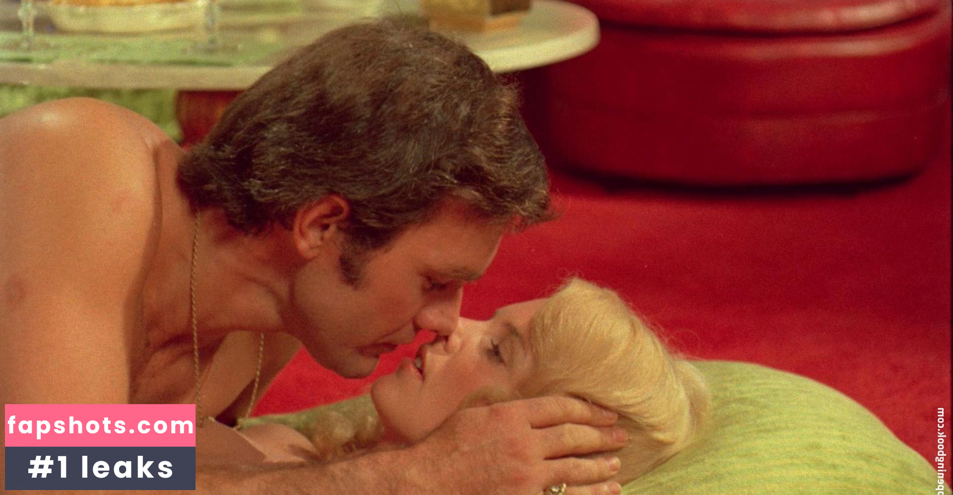 Roberta Collins gallery photo #15