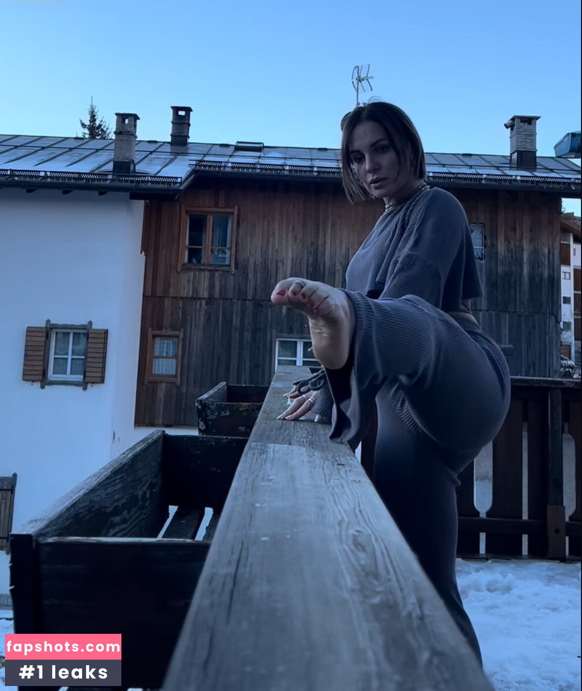 Roberta Vanzela gallery photo #3