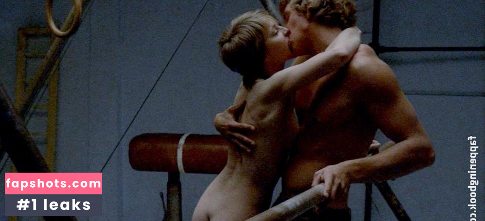 Robin Mattson Nude Leaks OnlyFans Photos #5 - LeakJerk