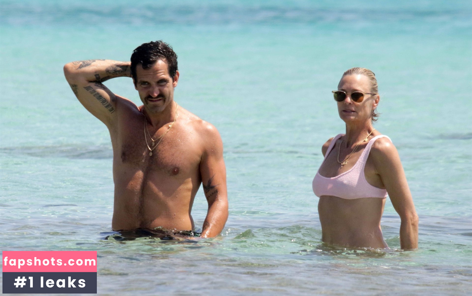 Robin Wright gallery photo #157