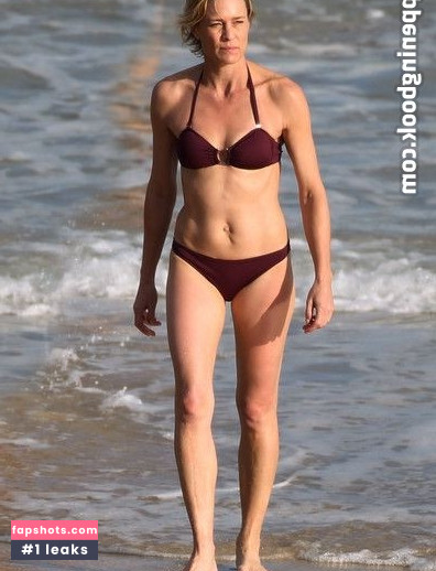 Robin Wright gallery photo #30