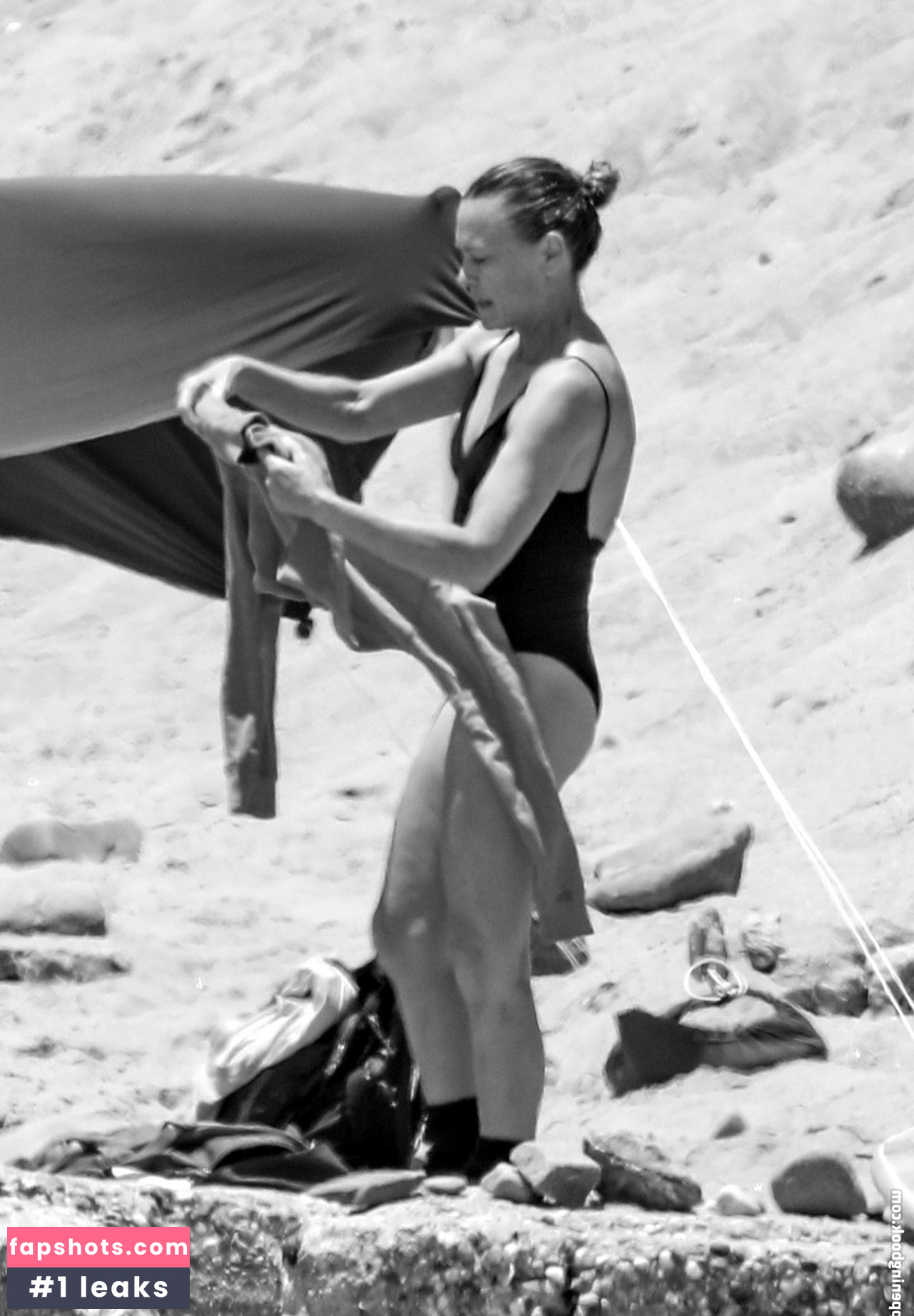 Robin Wright gallery photo #76