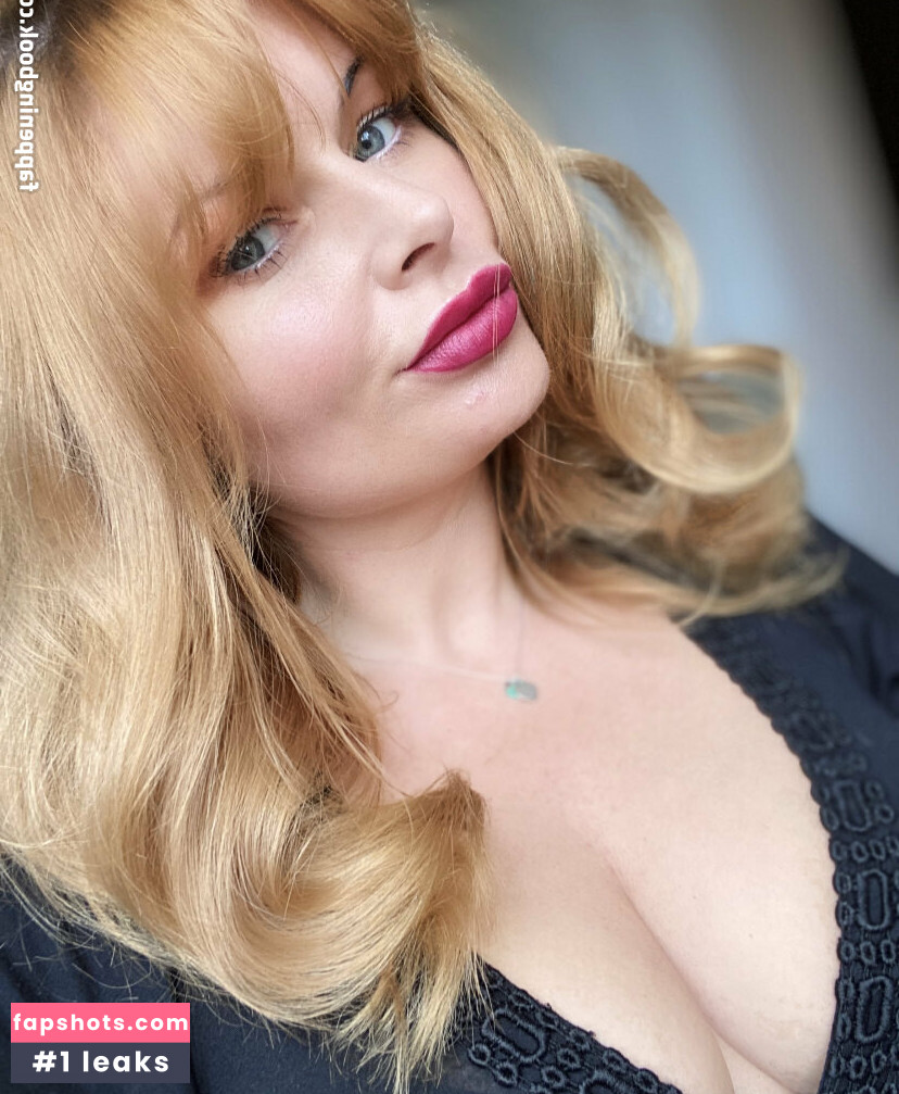 Robyn Allan gallery photo #17