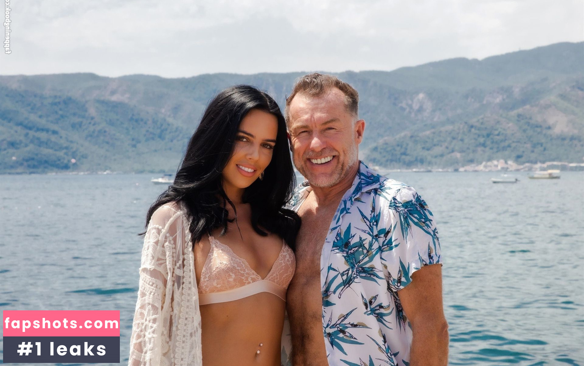 Robyn Delabarre gallery photo #45