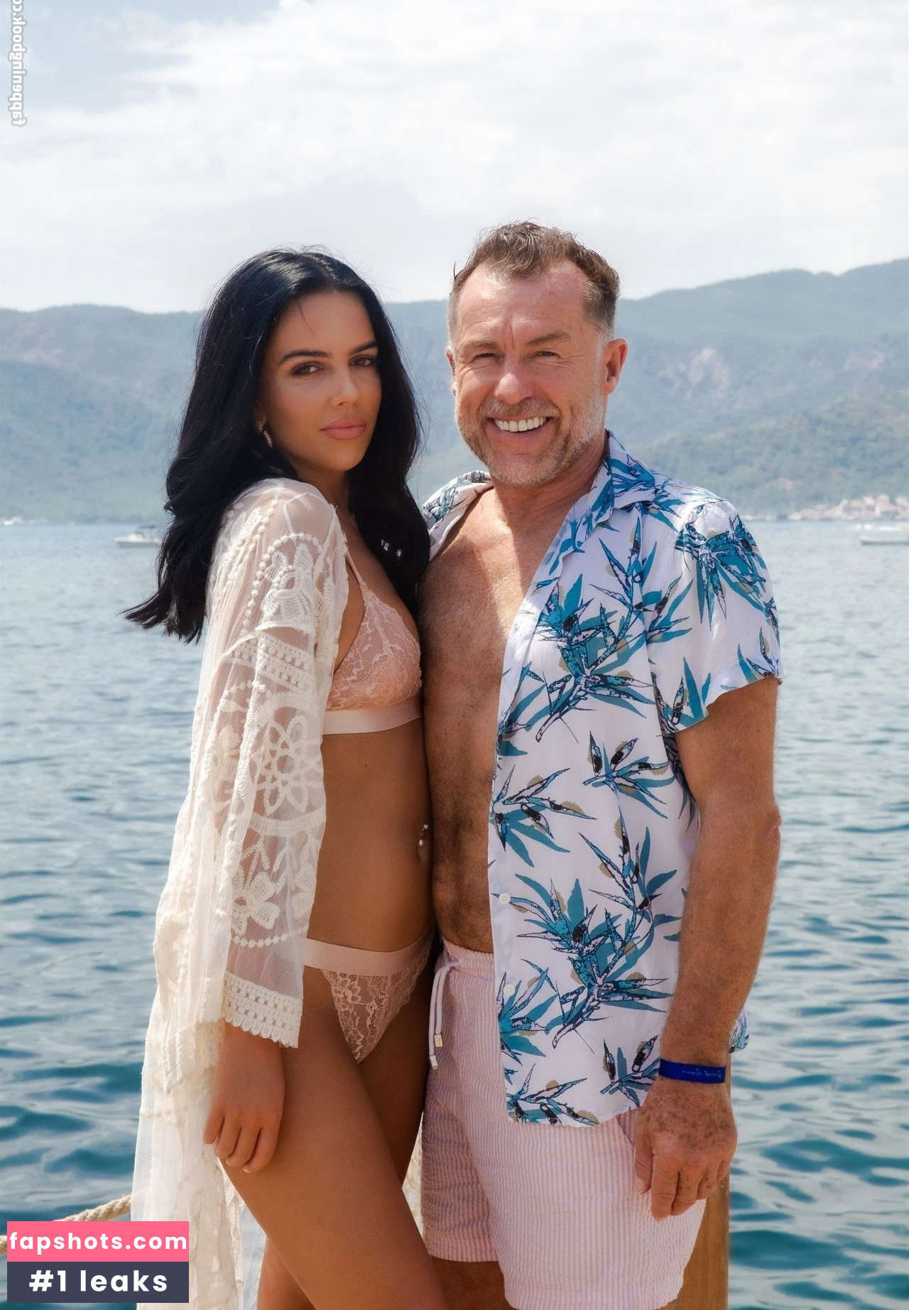 Robyn Delabarre gallery photo #46