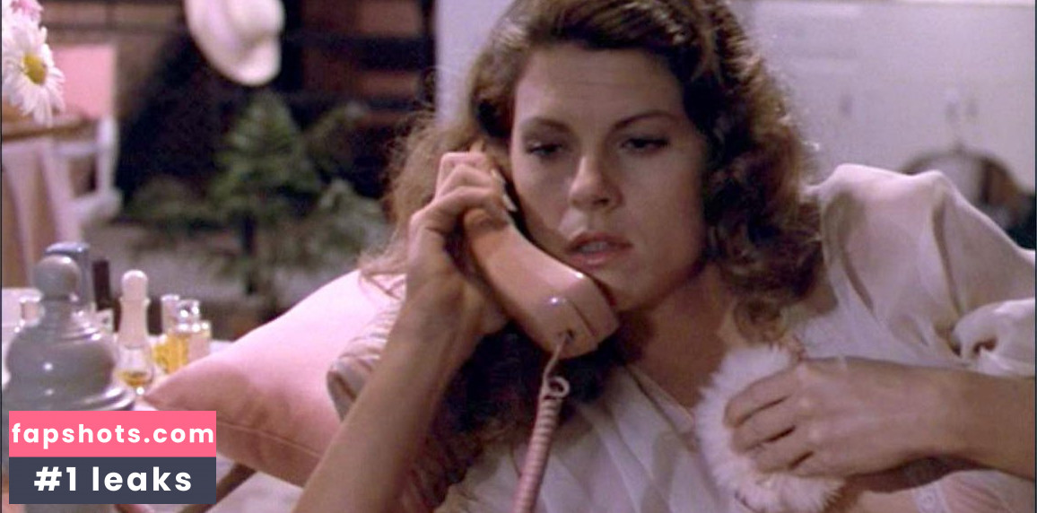 Robyn Douglass gallery photo #4