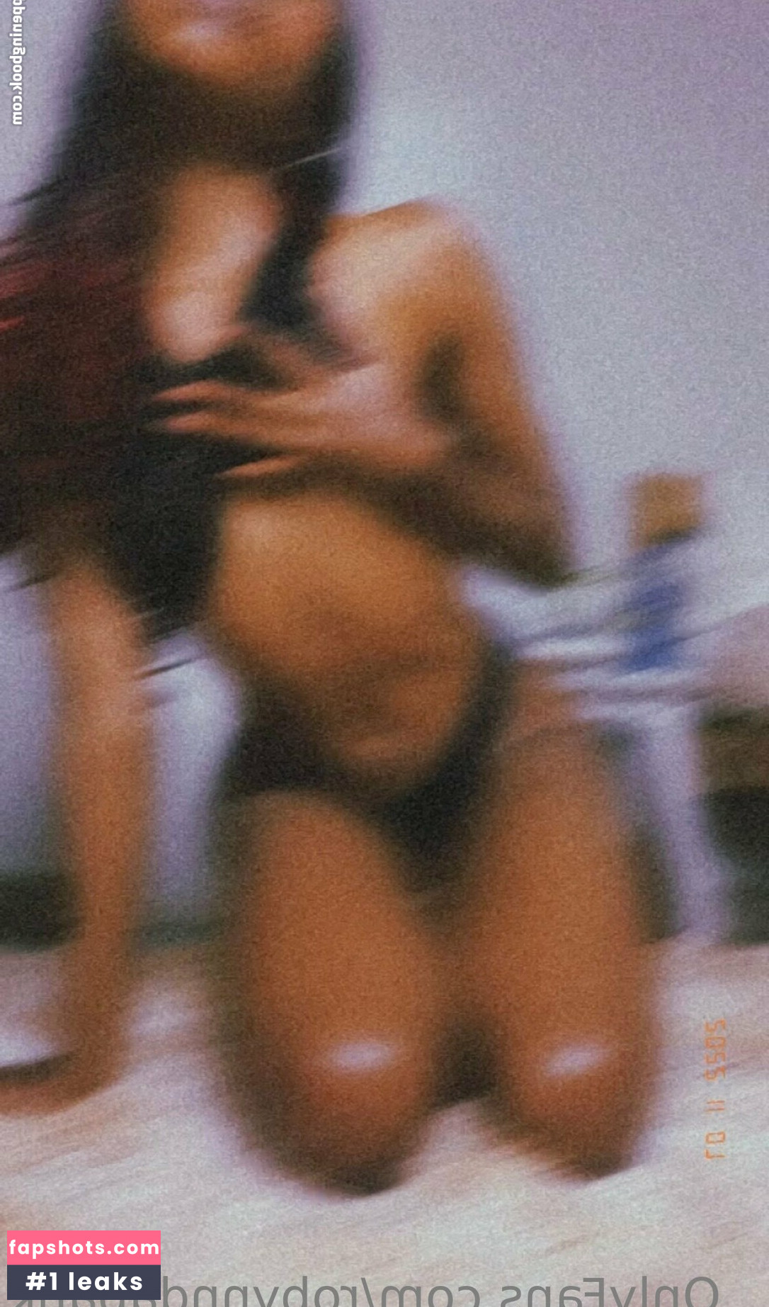 robynndabank Filtración Desnuda OnlyFans Foto #4 - Fapshots