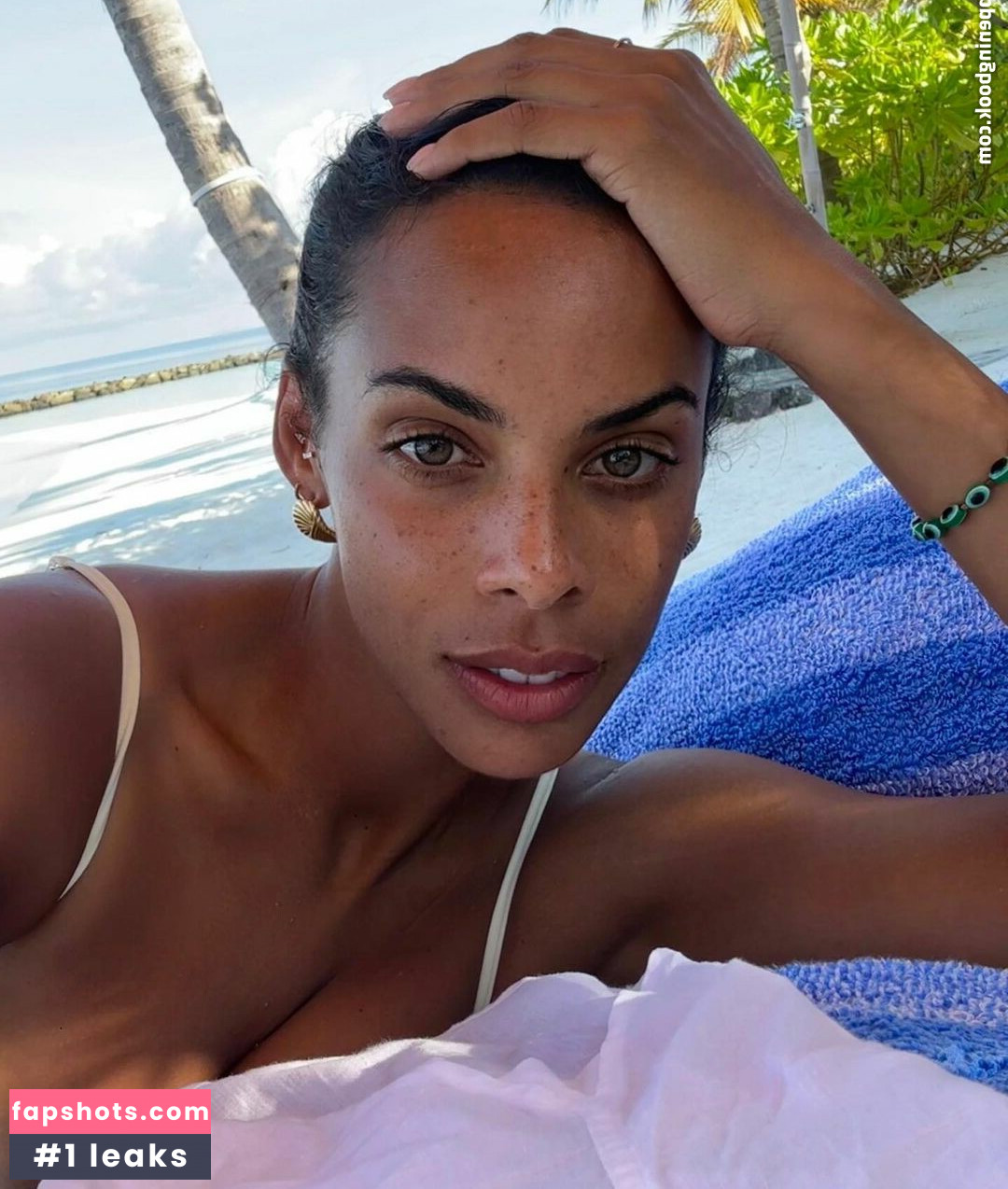 Rochelle Humes Nahé úniky fotek pouze od fanoušků #45 - Fapshots