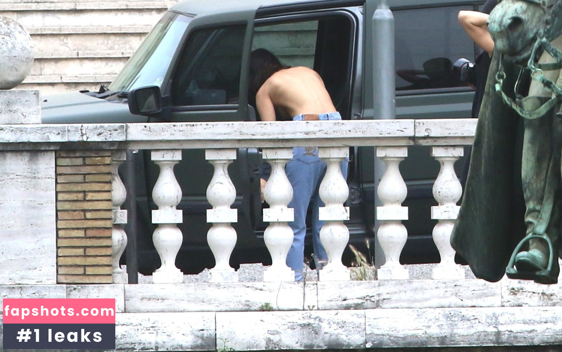 Rocio Munoz Morales Nude Leaks OnlyFans Photos #12 - LeakJerk