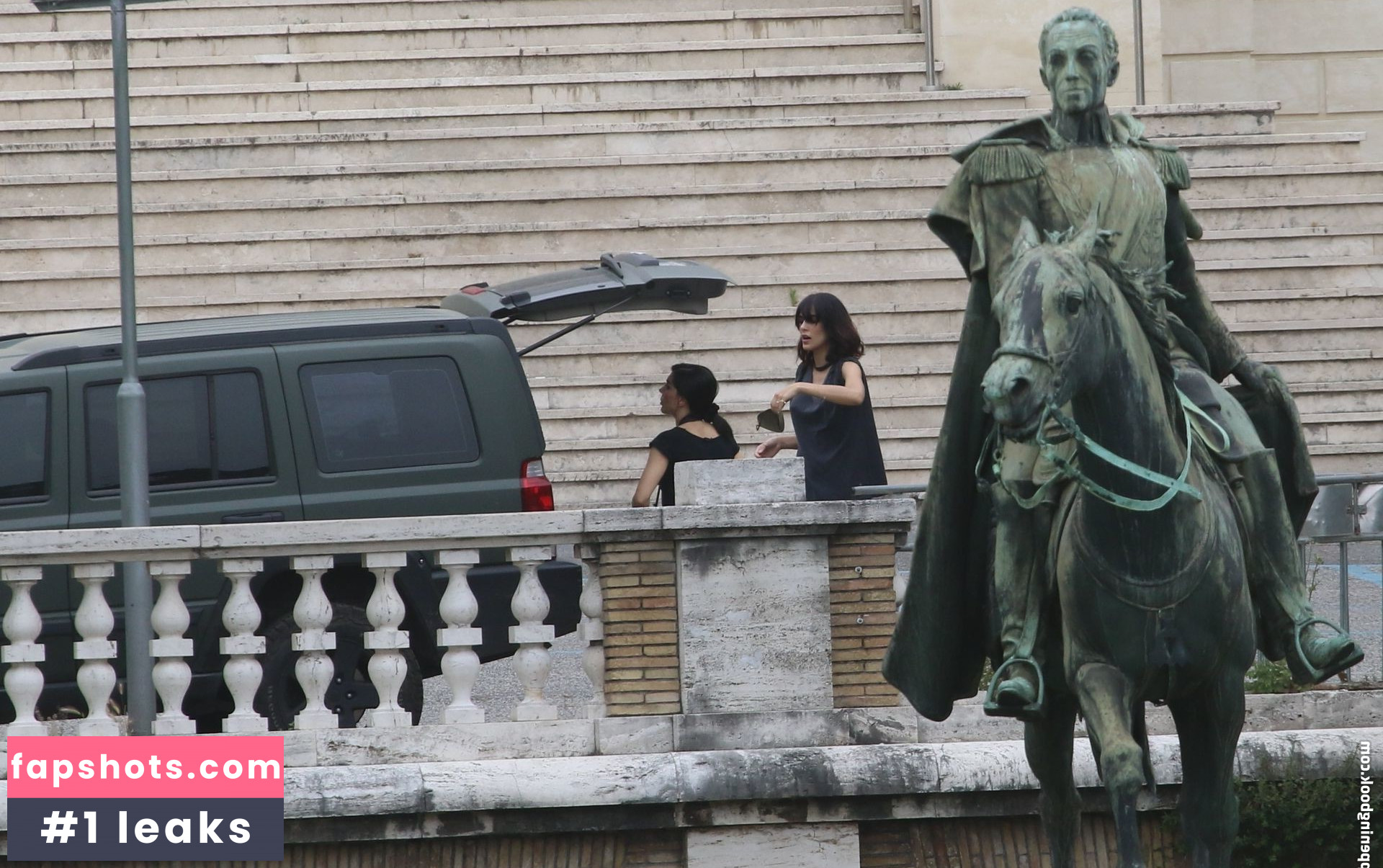 Rocio Munoz Morales Nude Leaks OnlyFans Photos #18 - LeakJerk