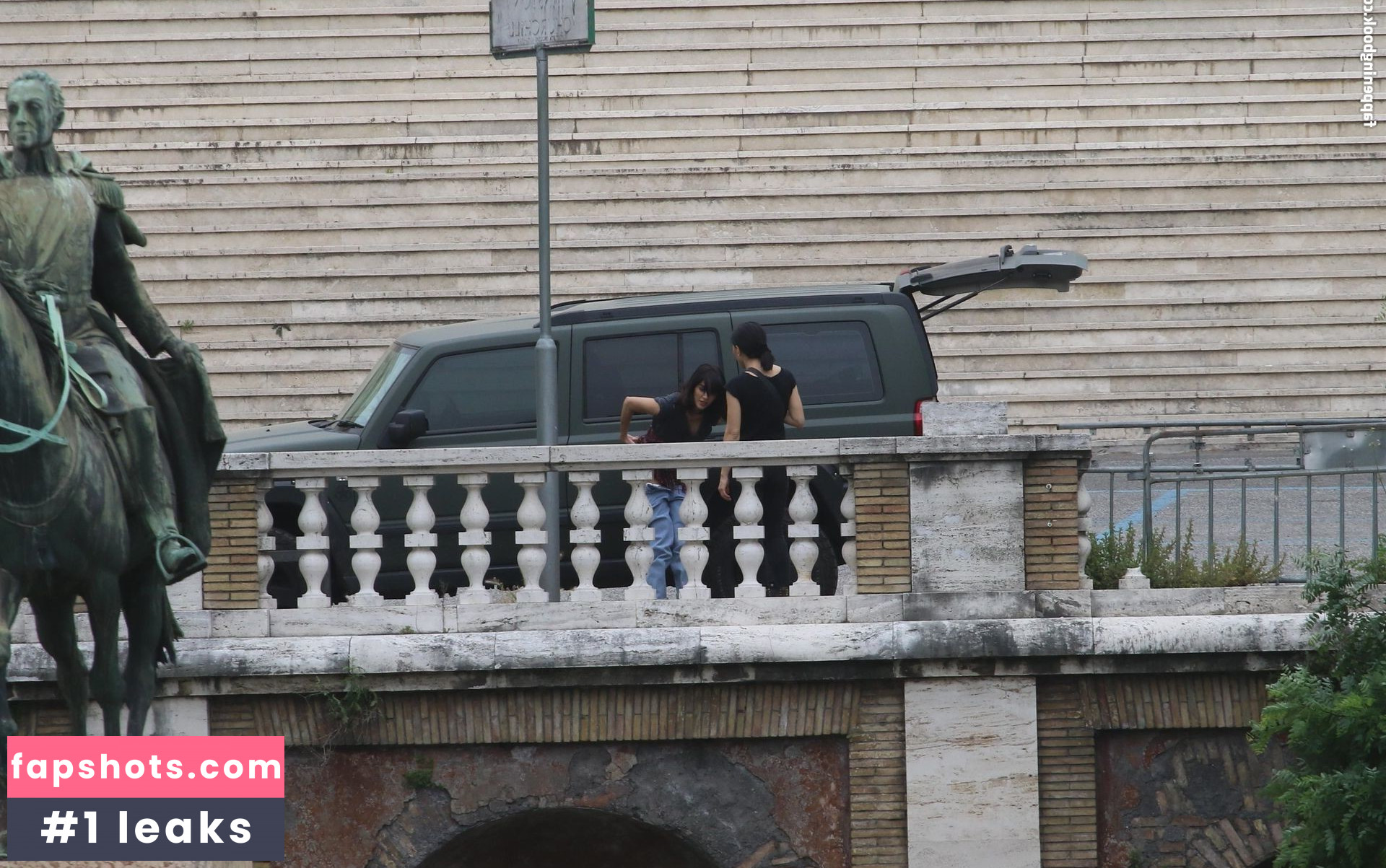 Rocio Munoz Morales Nude Leaks OnlyFans Photos #20 - LeakJerk