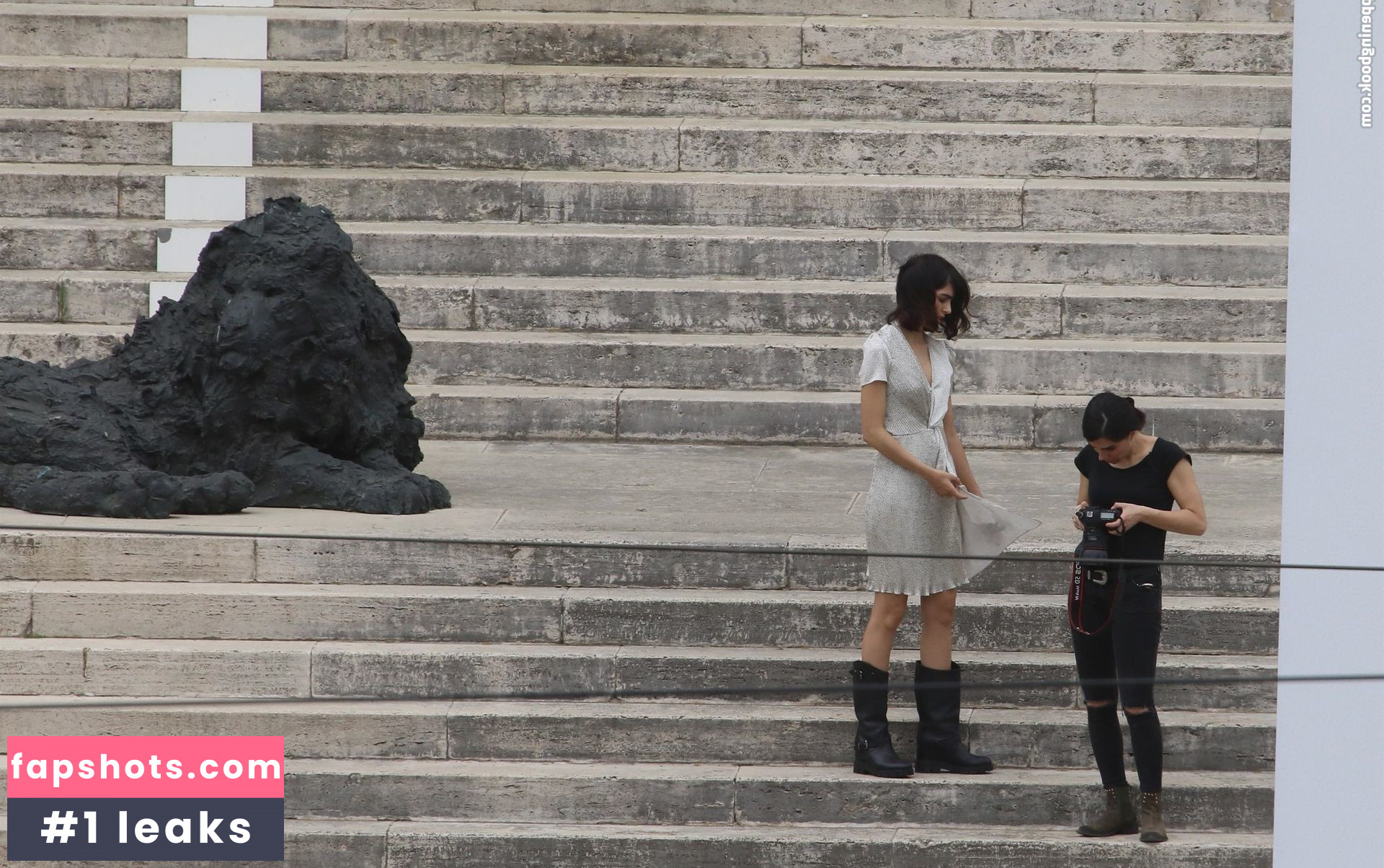 Rocio Munoz Morales Nude Leaks OnlyFans Photos #25 - LeakJerk