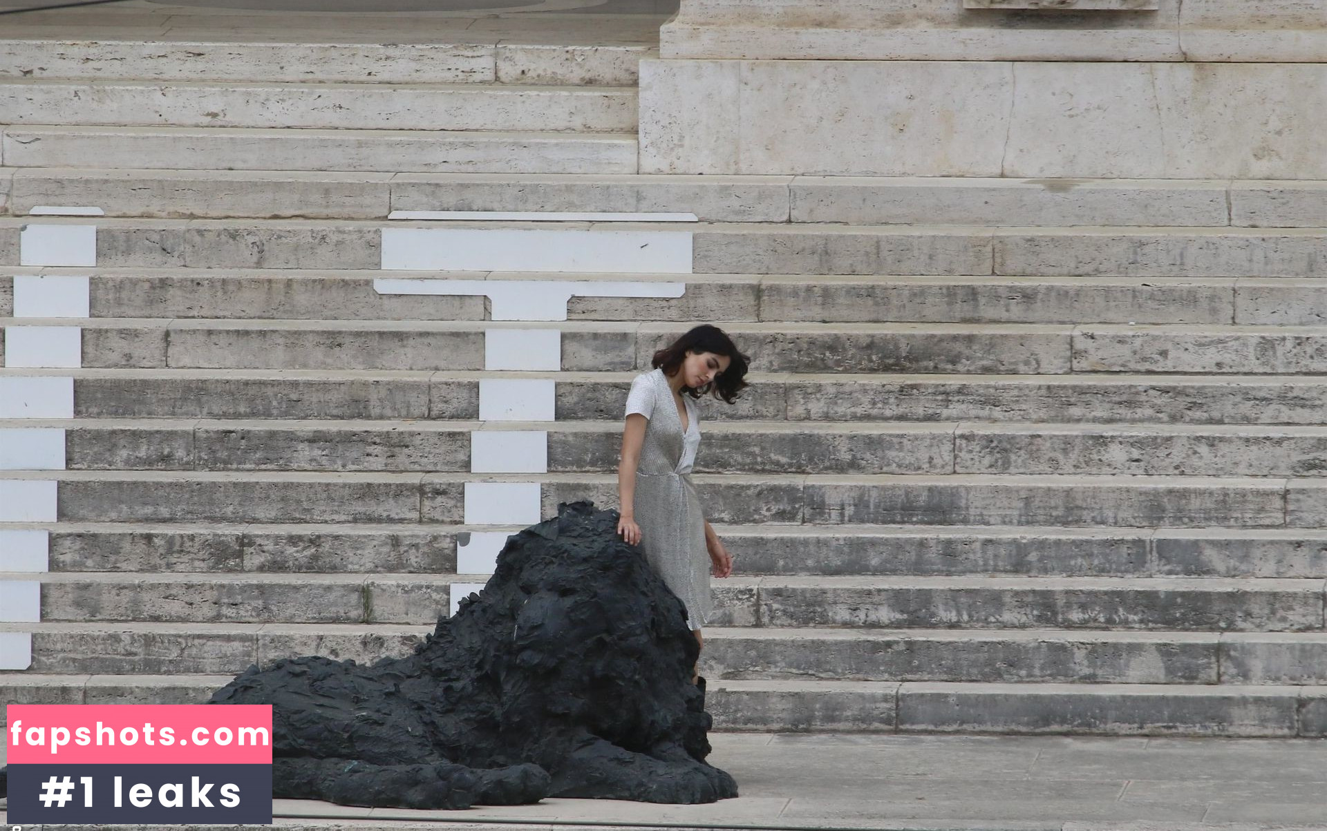 Rocio Munoz Morales Nude Leaks OnlyFans Photos #28 - LeakJerk