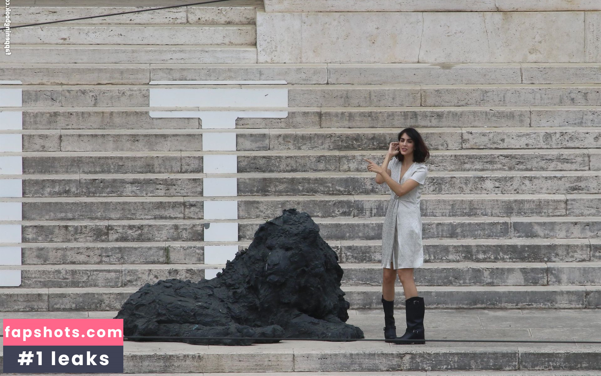 Rocio Munoz Morales Nude Leaks OnlyFans Photos #29 - LeakJerk