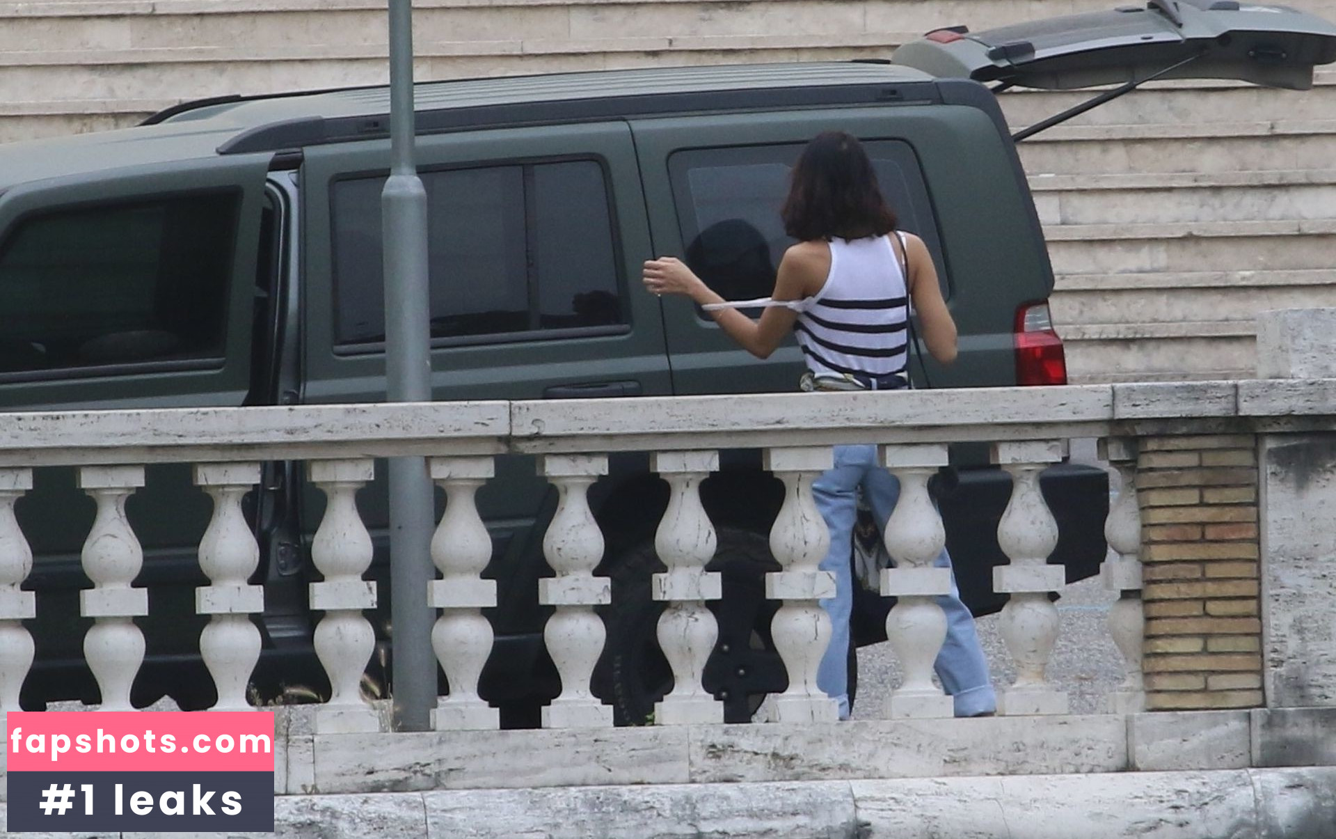 Rocio Munoz Morales Nude Leaks OnlyFans Photos #4 - LeakJerk