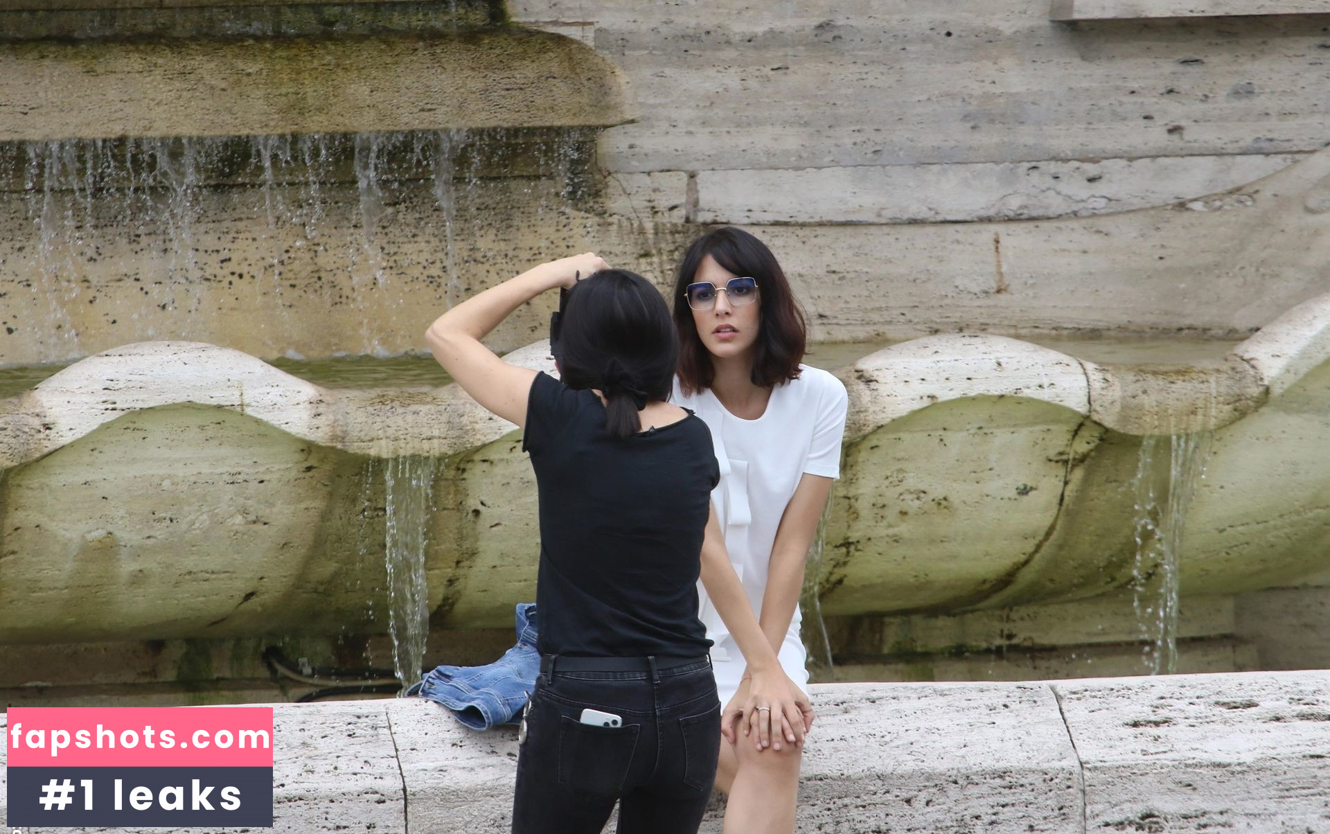 Rocio Munoz Morales Nude Leaks OnlyFans Photos #33 - LeakJerk