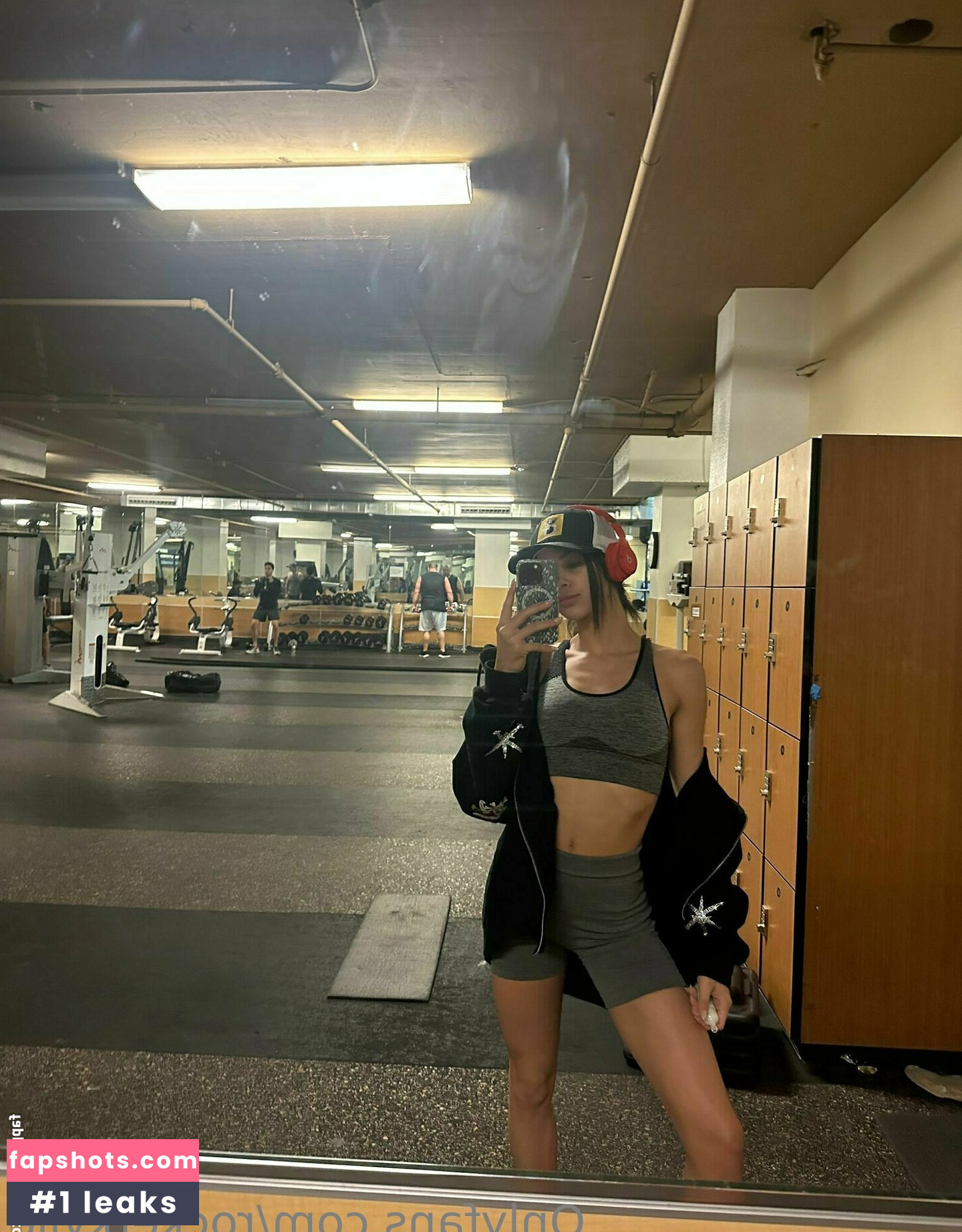 rocketkylie gallery photo #4