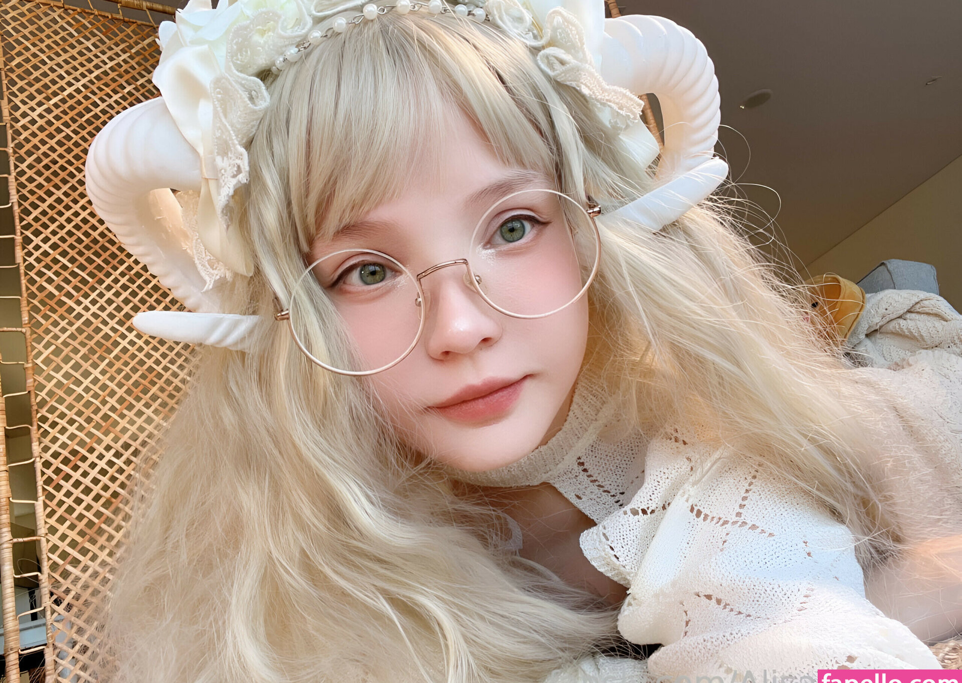 rocksy-light gallery photo #2166