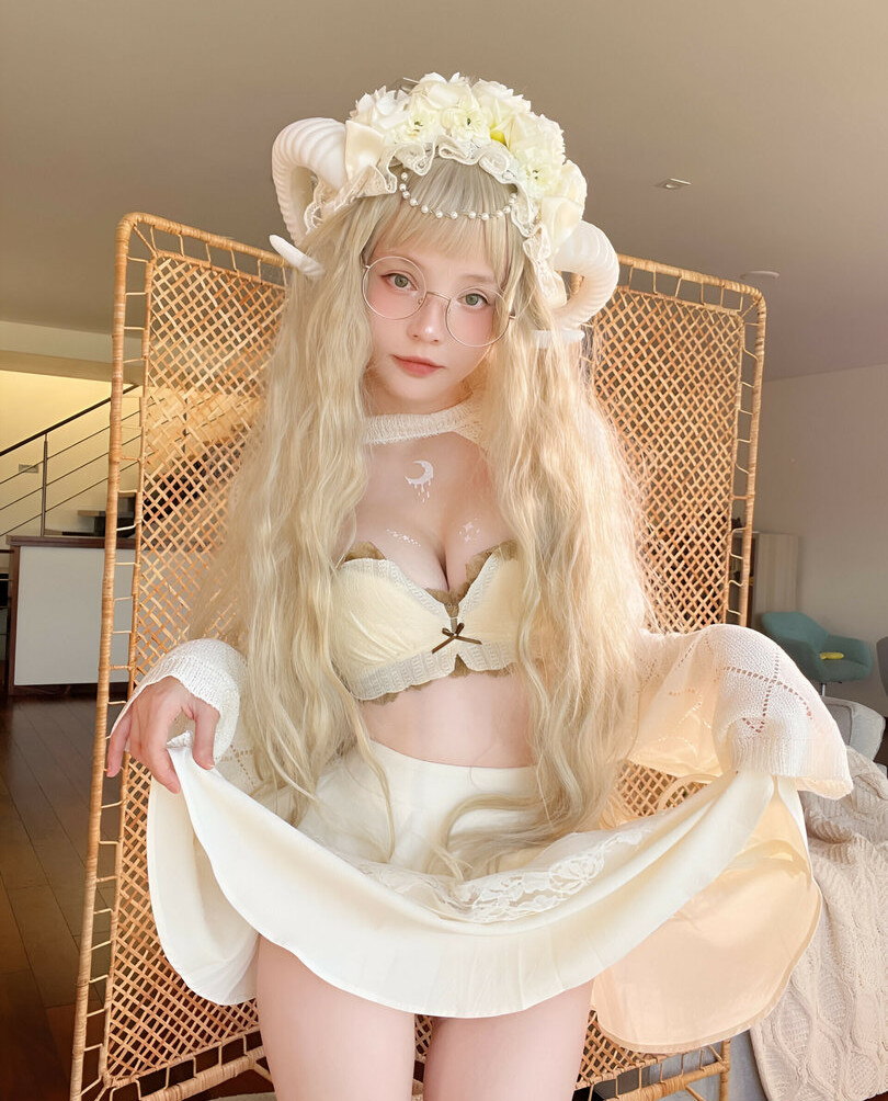 rocksy-light gallery photo #2187